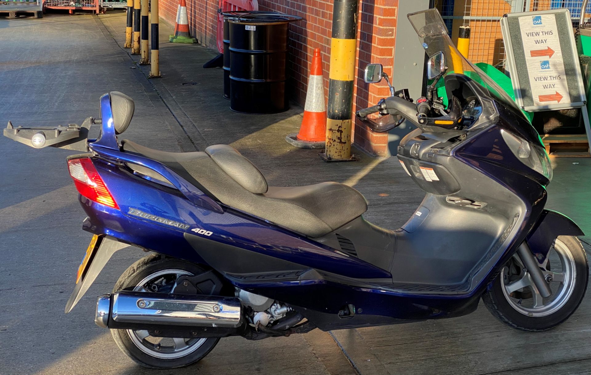 ON BEHALF OF THE INSOLVENCY SERVICE - SUZUKI BERGMAN 400 AN 400KG MOTORCYCLE - petrol - blue Reg