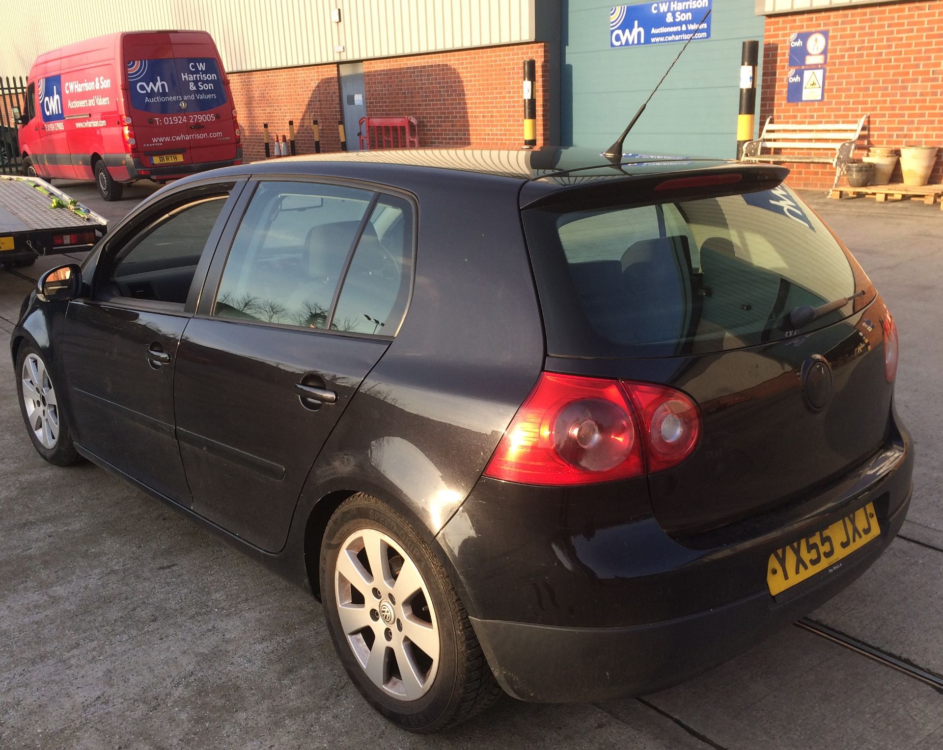 V W GOLF GT Tdi 2.0 5 DOOR HATCHBACK - diesel - black Reg. No: YX55 JXJ Rec. - Image 5 of 10