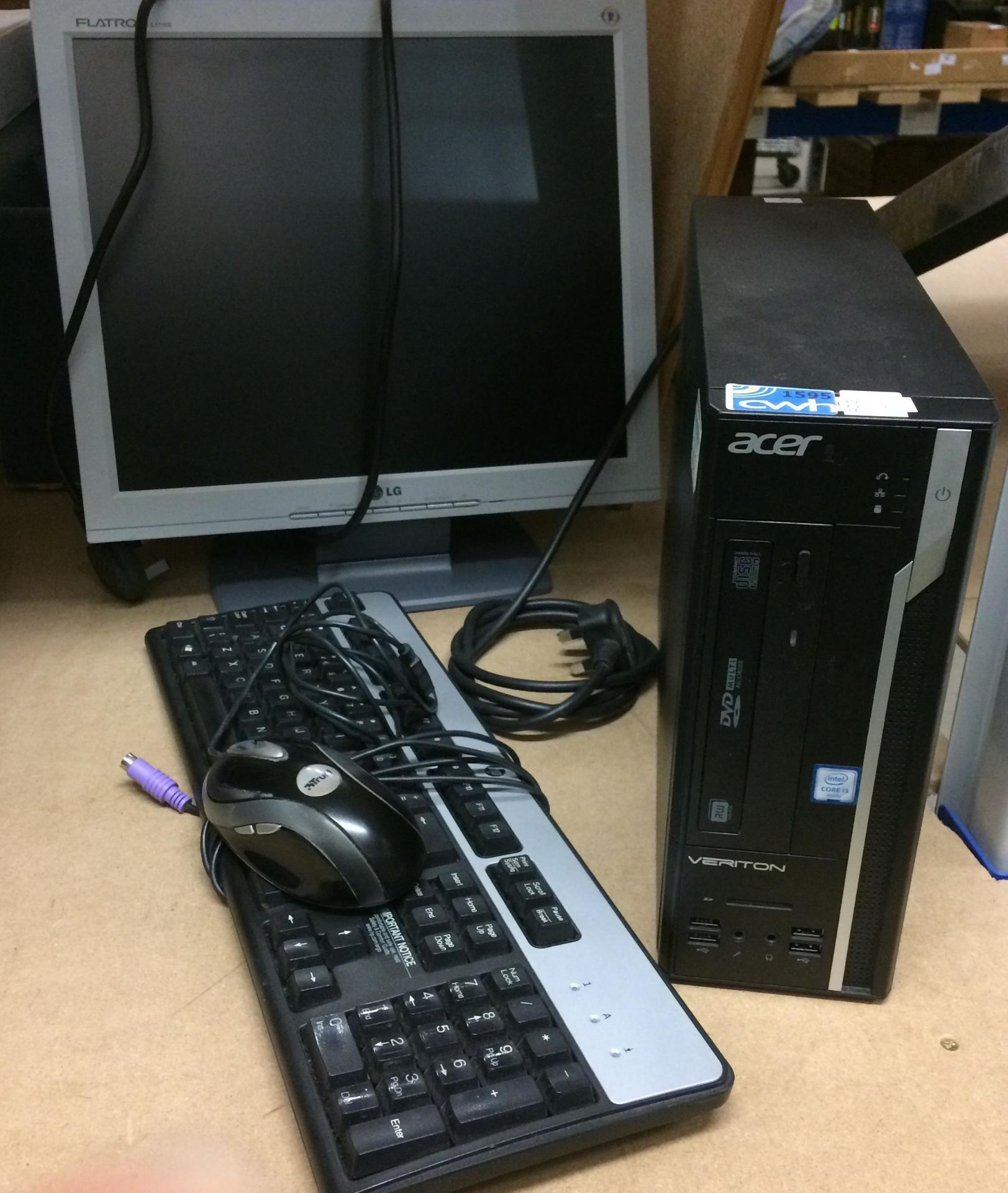 An Acer Veriton X2640G-Series personal computer complete with LG Flatron 17" monitor, keyboard,