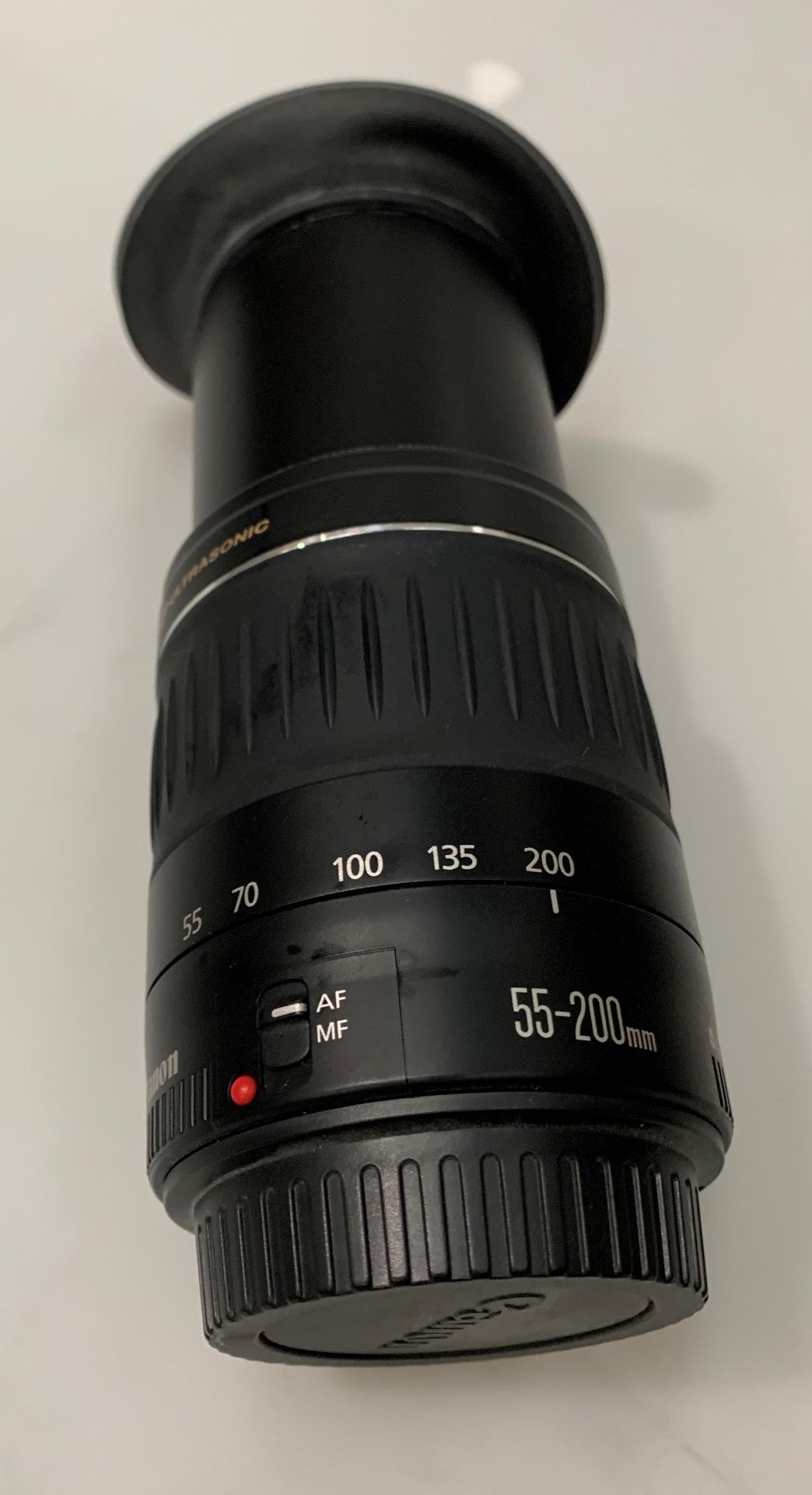 Canon Zoom lens EF 55-200mm complete with Lowepro Case - Image 3 of 4