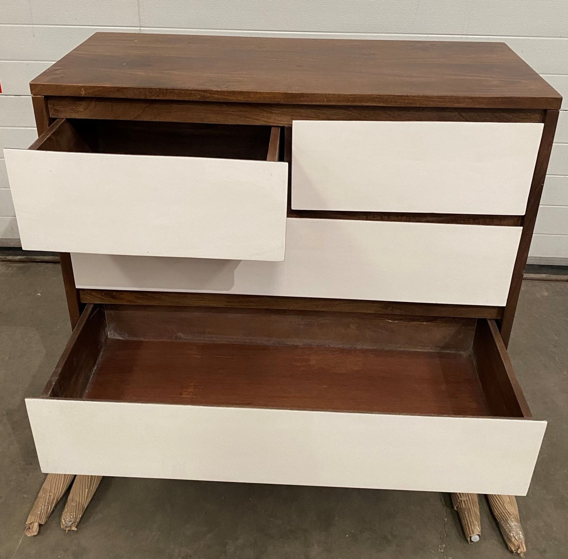 A Marina 5 drawer sideboard (100cm x 42cm x 110cm) - Image 2 of 5