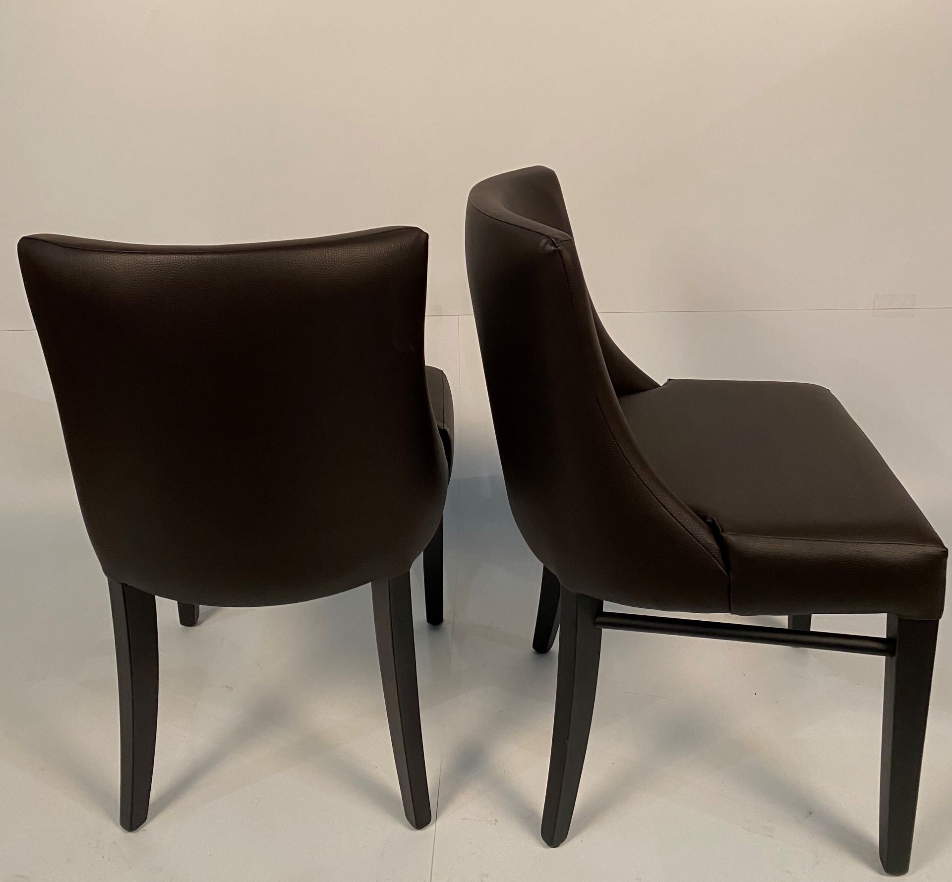 2 x Leona XL side chairs UNICA02 - Image 2 of 2