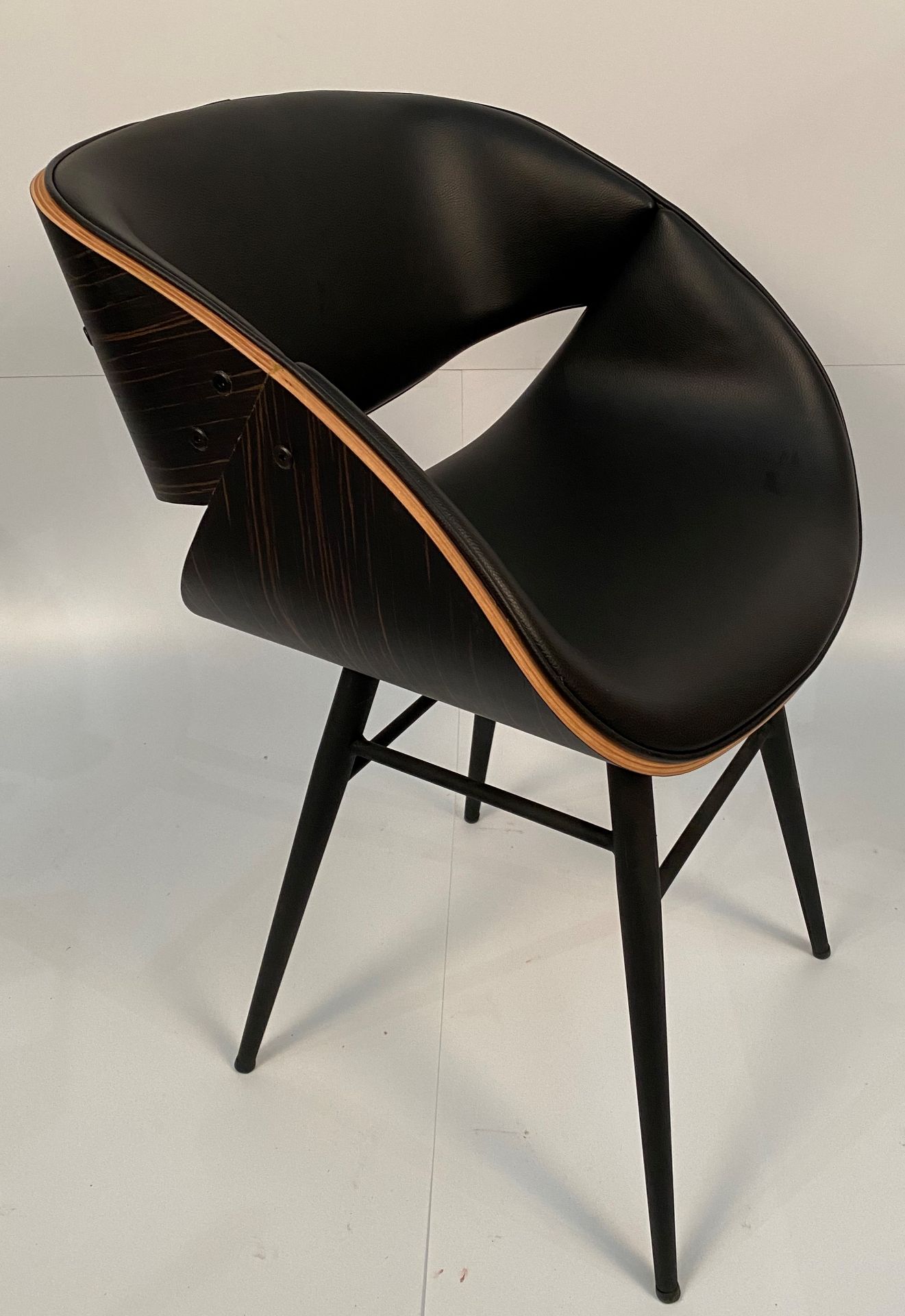 A Rico Ebony Black upholstered side chair - Image 2 of 4