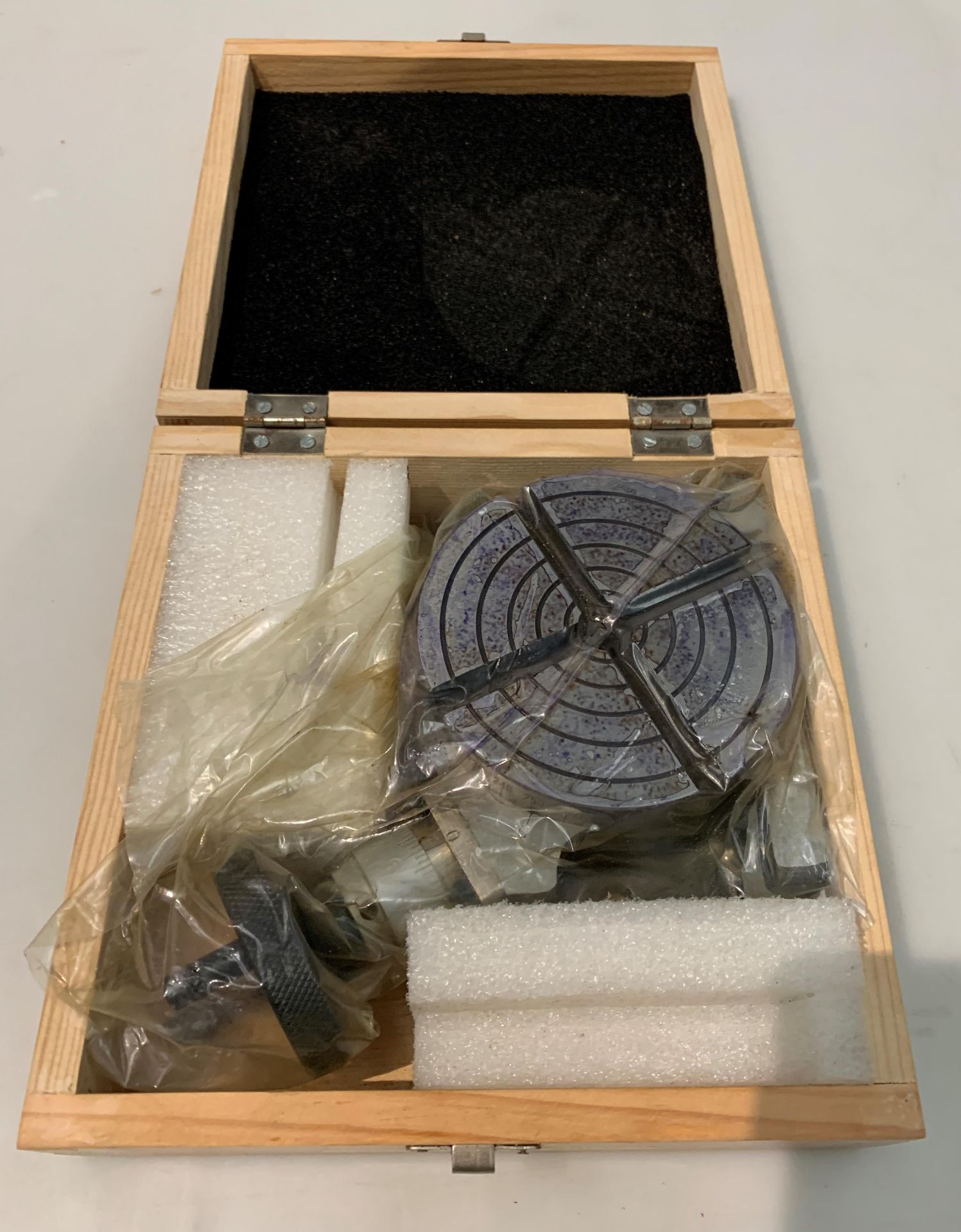 A Soba 10cm revolving table in case