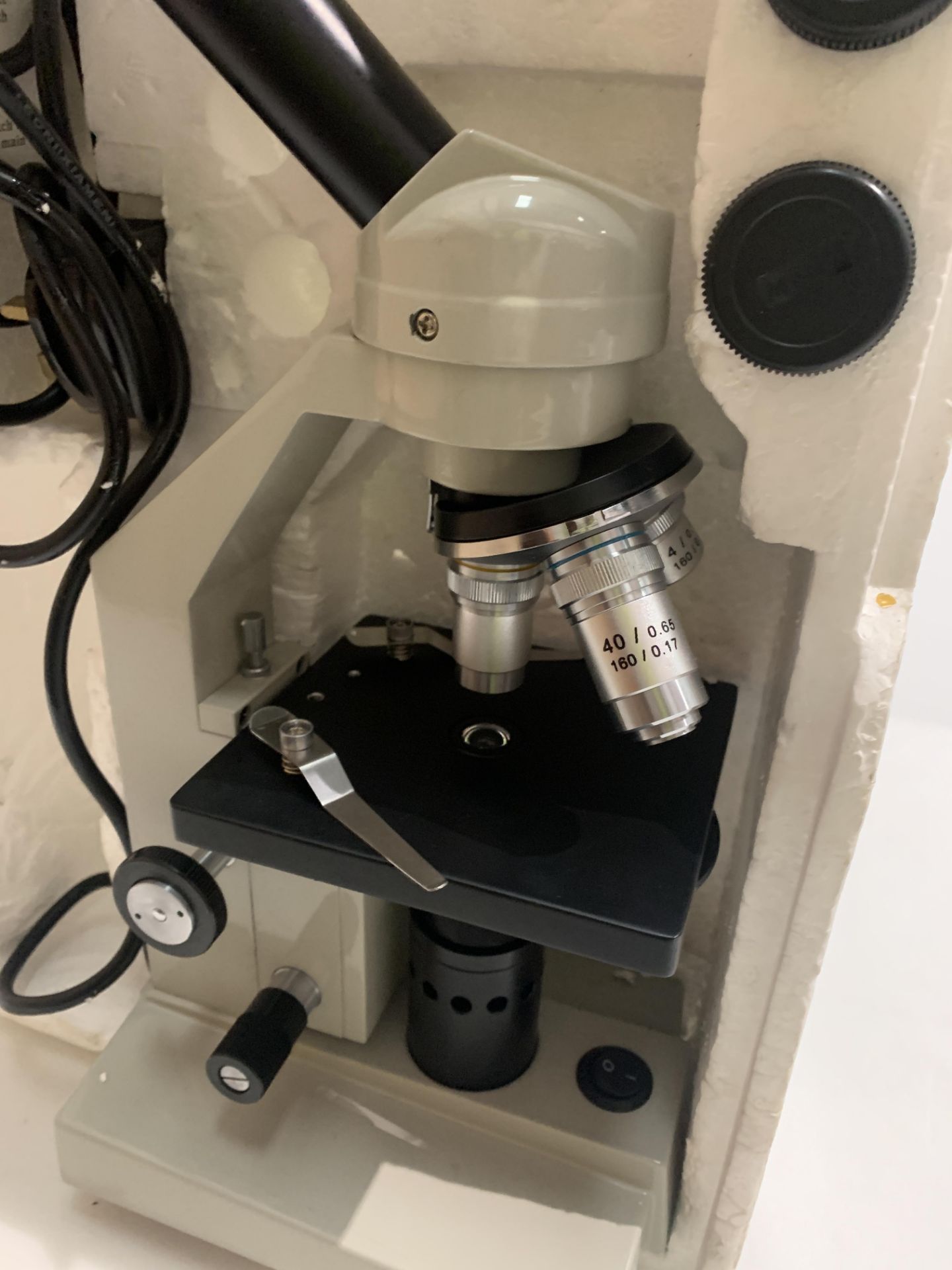 A Motic 240v microscope in polystyrene case Further Information The microscope - Image 3 of 3