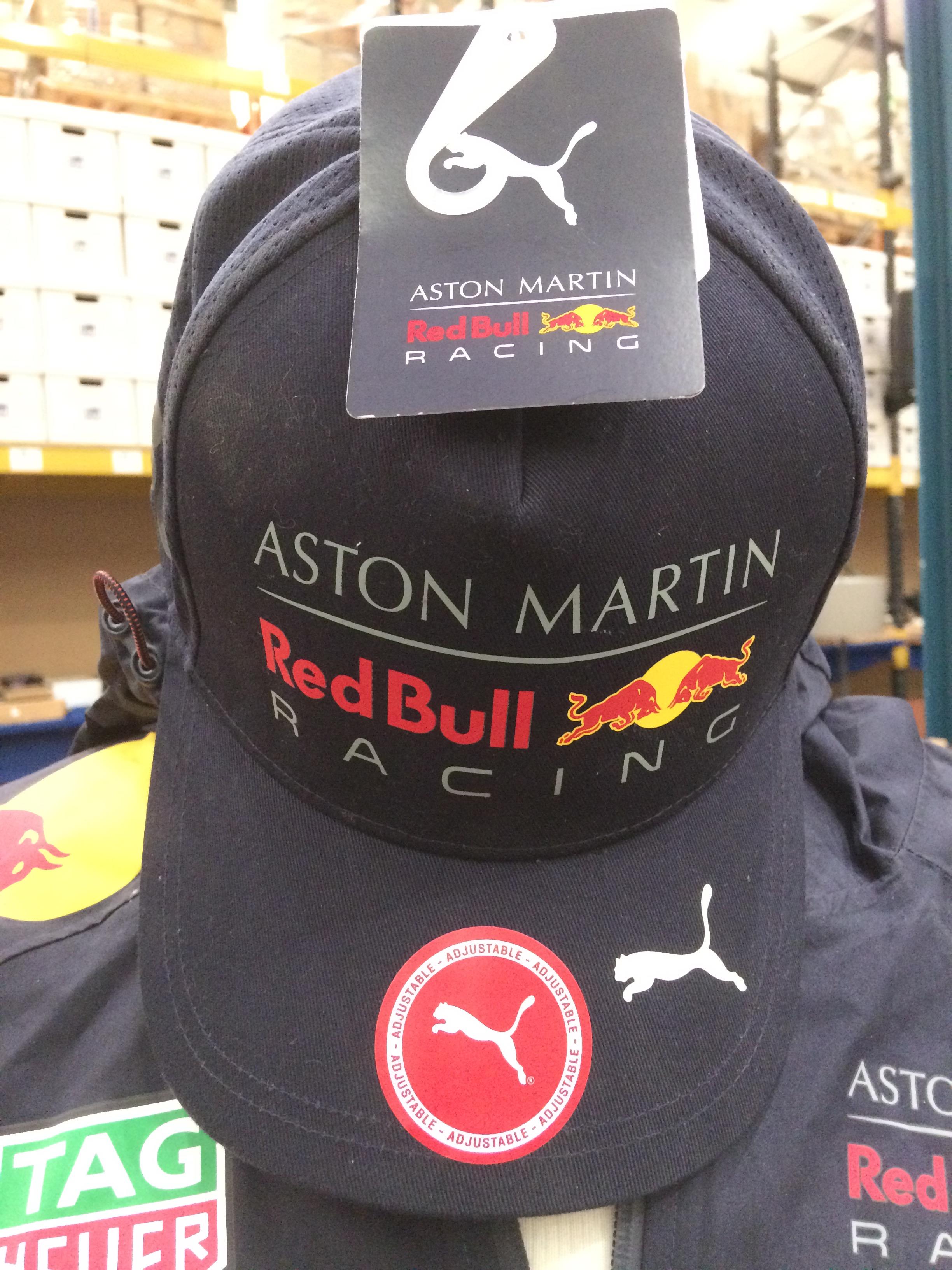 A Puma Aston Martin Red Bull Racing jack - Image 5 of 7