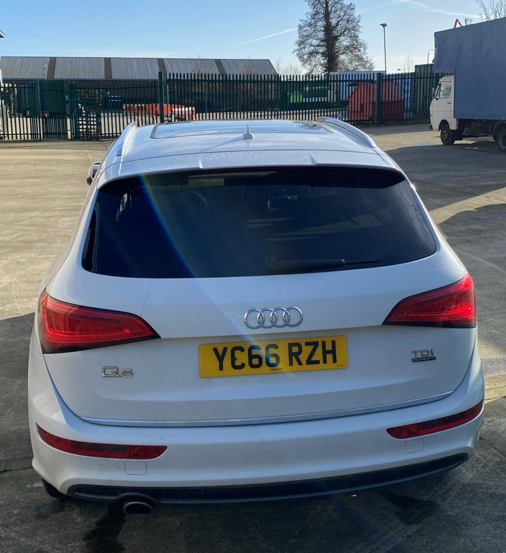 SEIZED VEHICLE AUDI Q5 TDi S LINE FIVE DOOR HATCHBACK - Diesel - White Reg No: YC66 RZH Recorded - Image 3 of 14