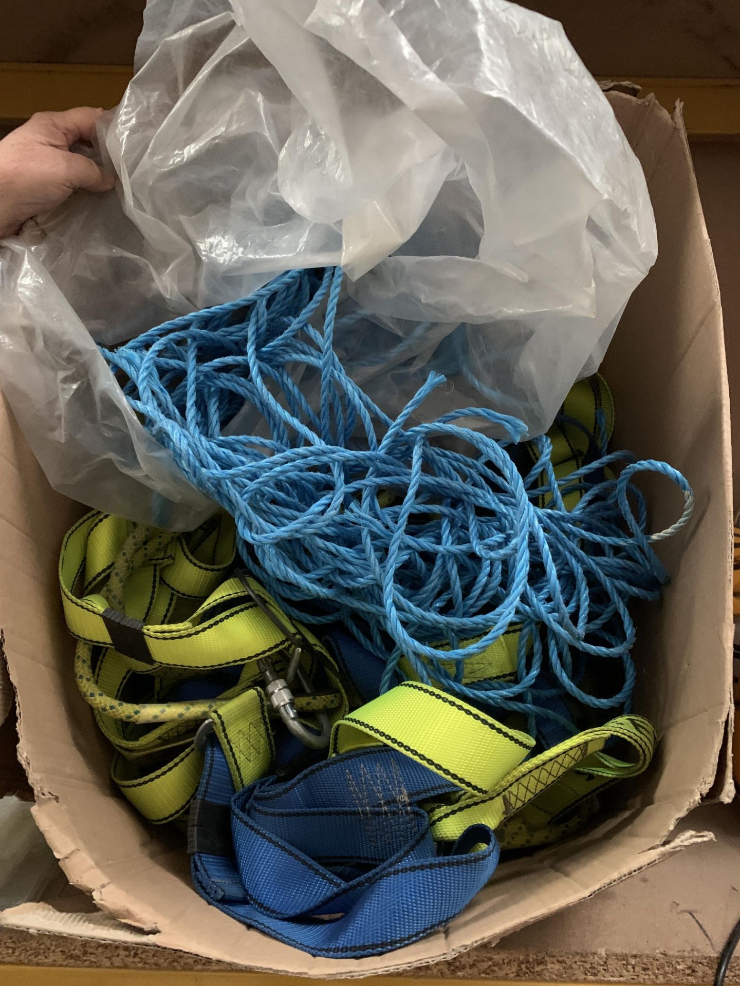 Contents to box - 5 assorted used safety harnesses and lanyards, quantity of blue nylon rope etc.