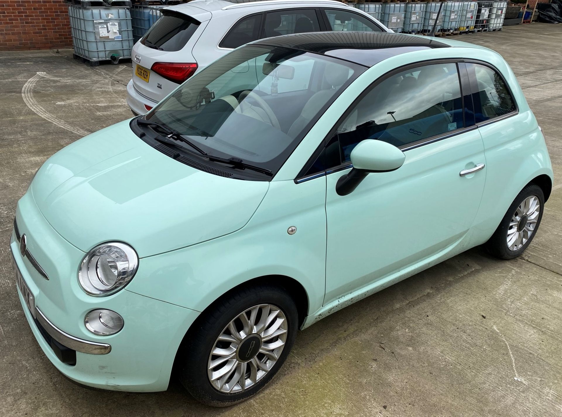 SEIZED VEHICLE FIAT 500 THREE DOOR HATCHBACK - Petrol - Light Green Reg No: GF14 AMX Rec Mileage: - Image 3 of 11