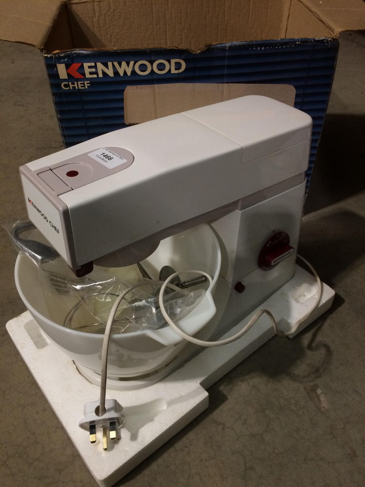 A Kenwood Chef A901 type table top mixer, 240v,