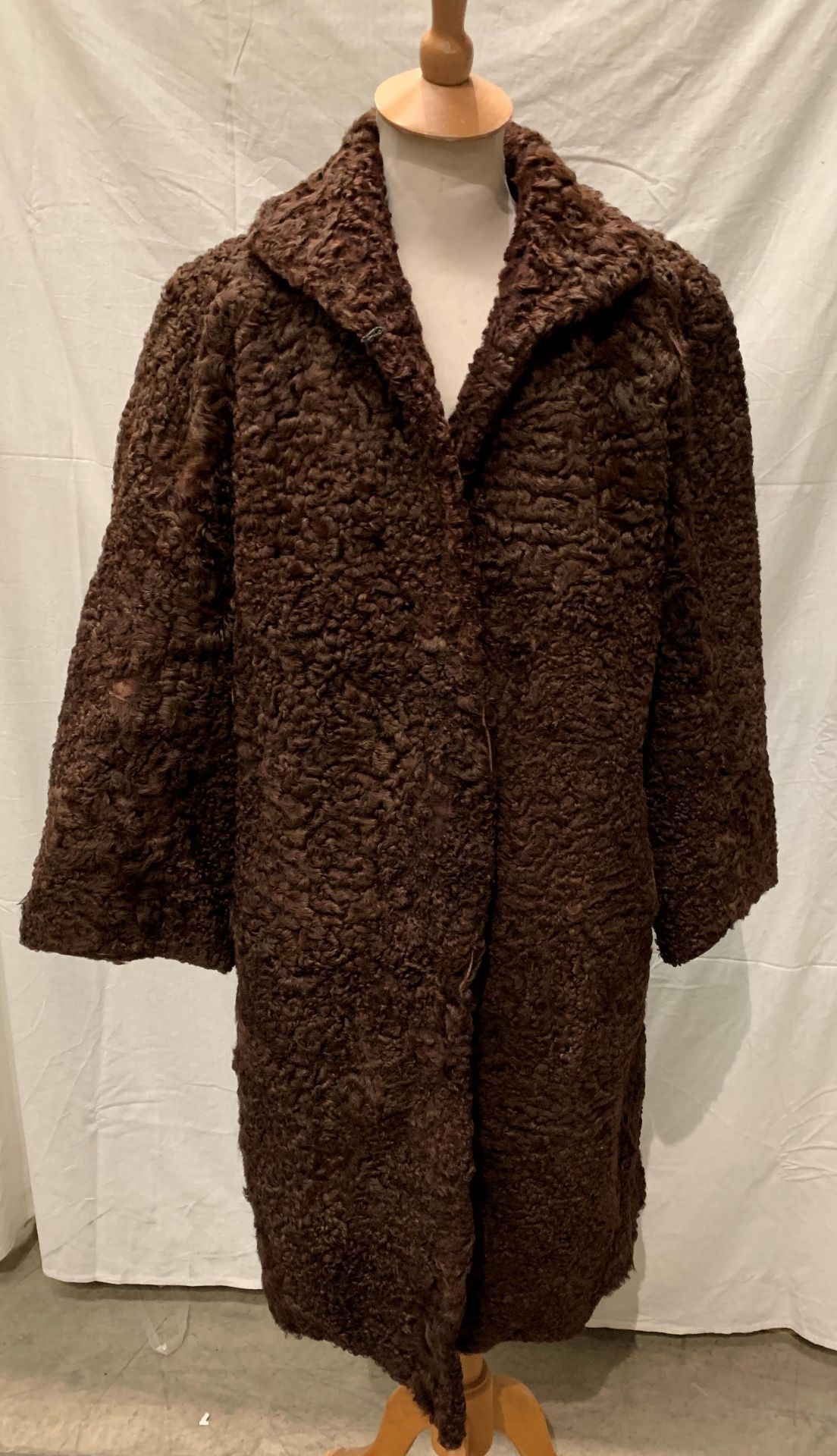 From a deceased estate - a lady's brown fur coat,