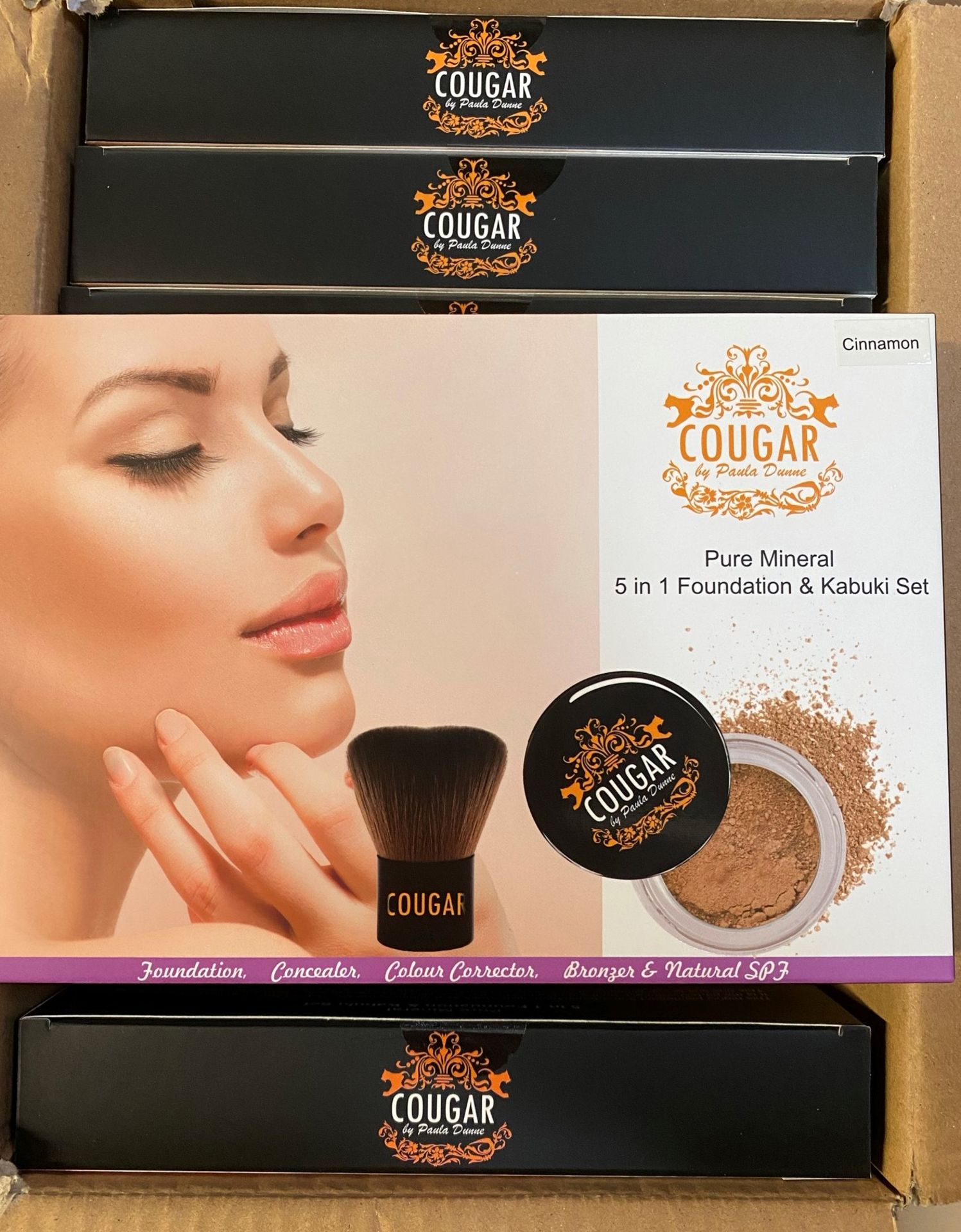 96 x Cougar Pure Mineral 5 in 1 Foundation and Kabuki Cinnamon Sets - 1 outer box (Counts are