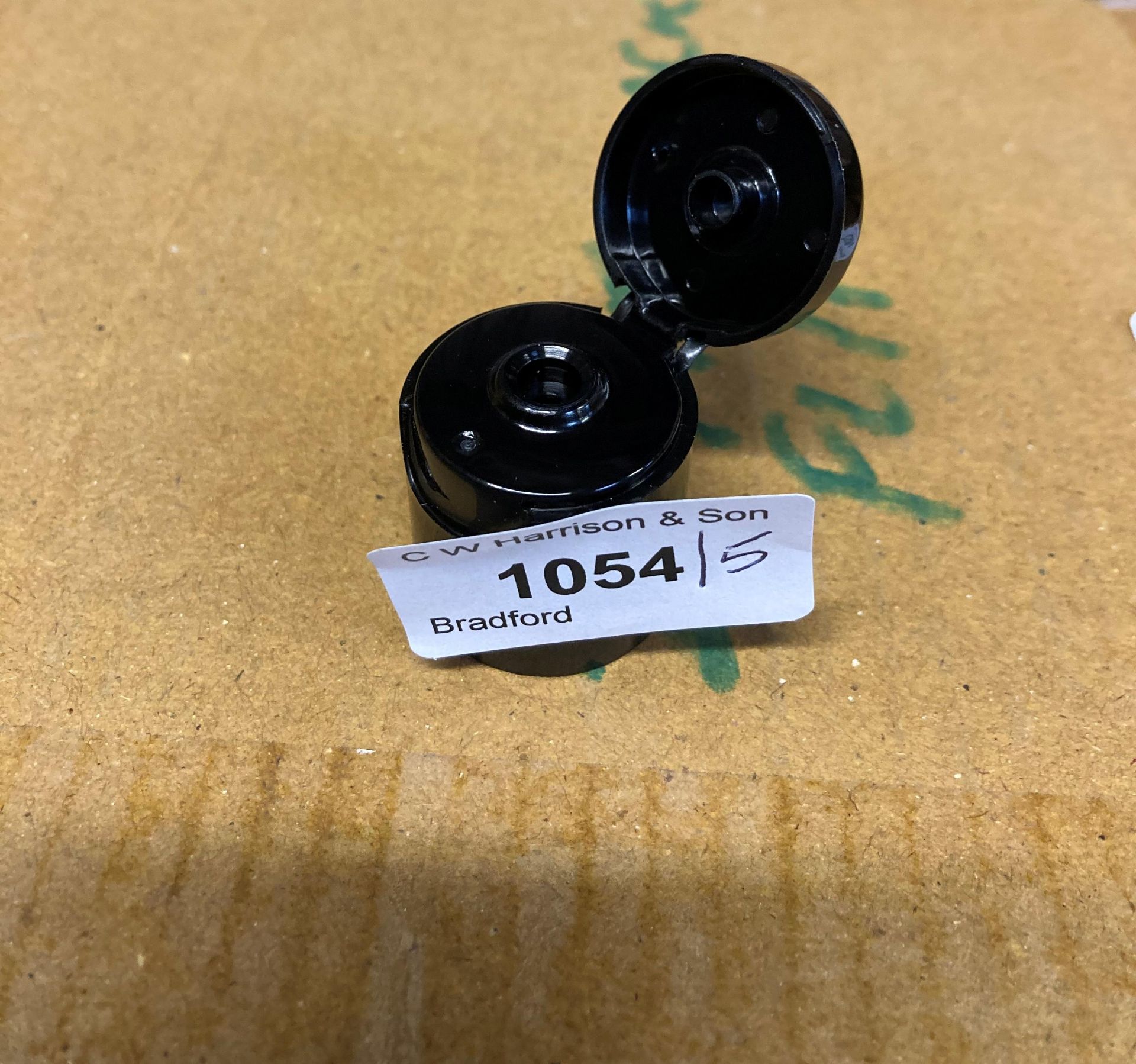 Five boxes of 24-415 flip top caps (black - 1800 units per box)