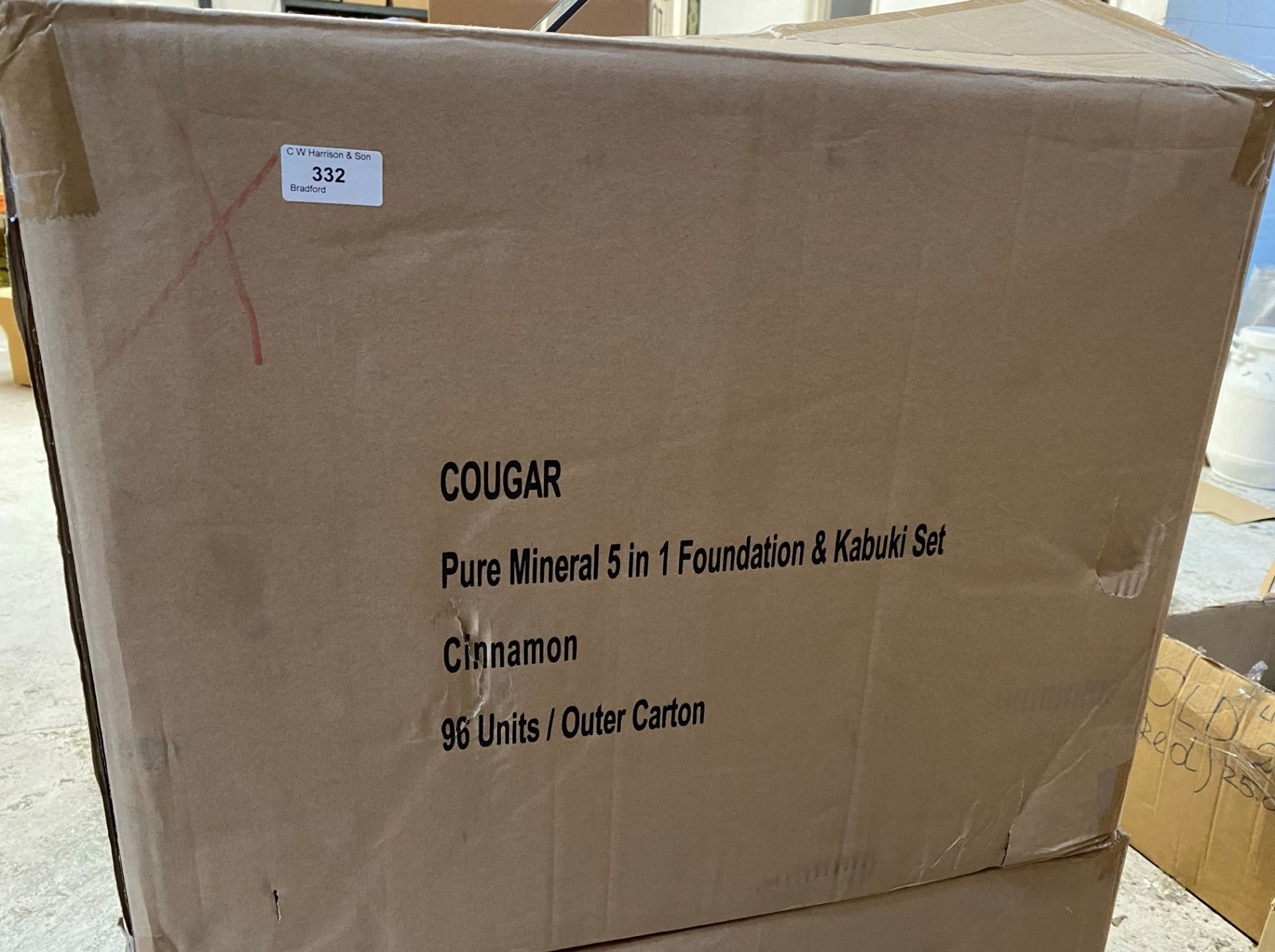 96 x Cougar Pure Mineral 5 in 1 Foundation and Kabuki Cinnamon Sets - 1 outer box (Counts are - Image 5 of 5