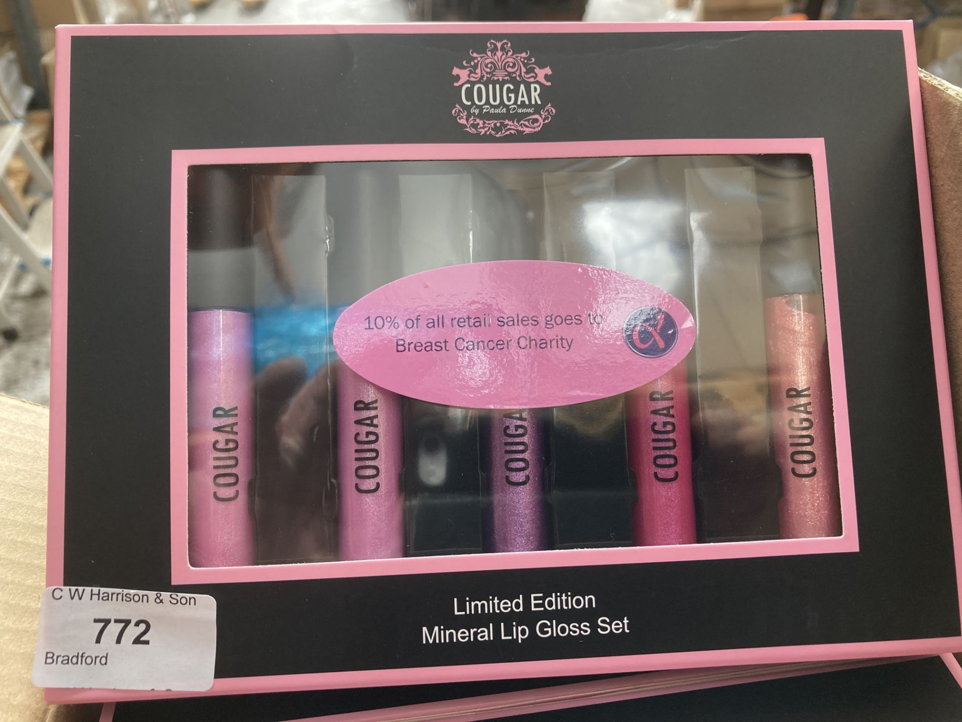 One box of Cougar Limited Edition Mineral Lip gloss sets (12 unites per box)