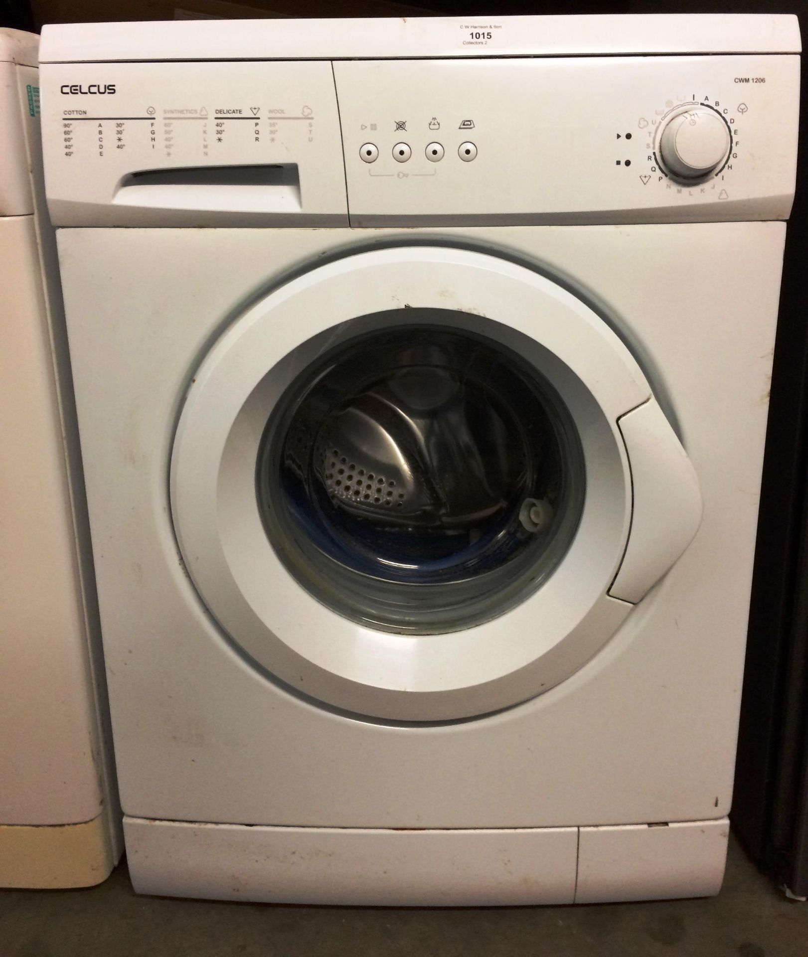 A Celcus CWM1206 automatic washing machine