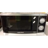 A Morphy Richards 800W household microwave oven