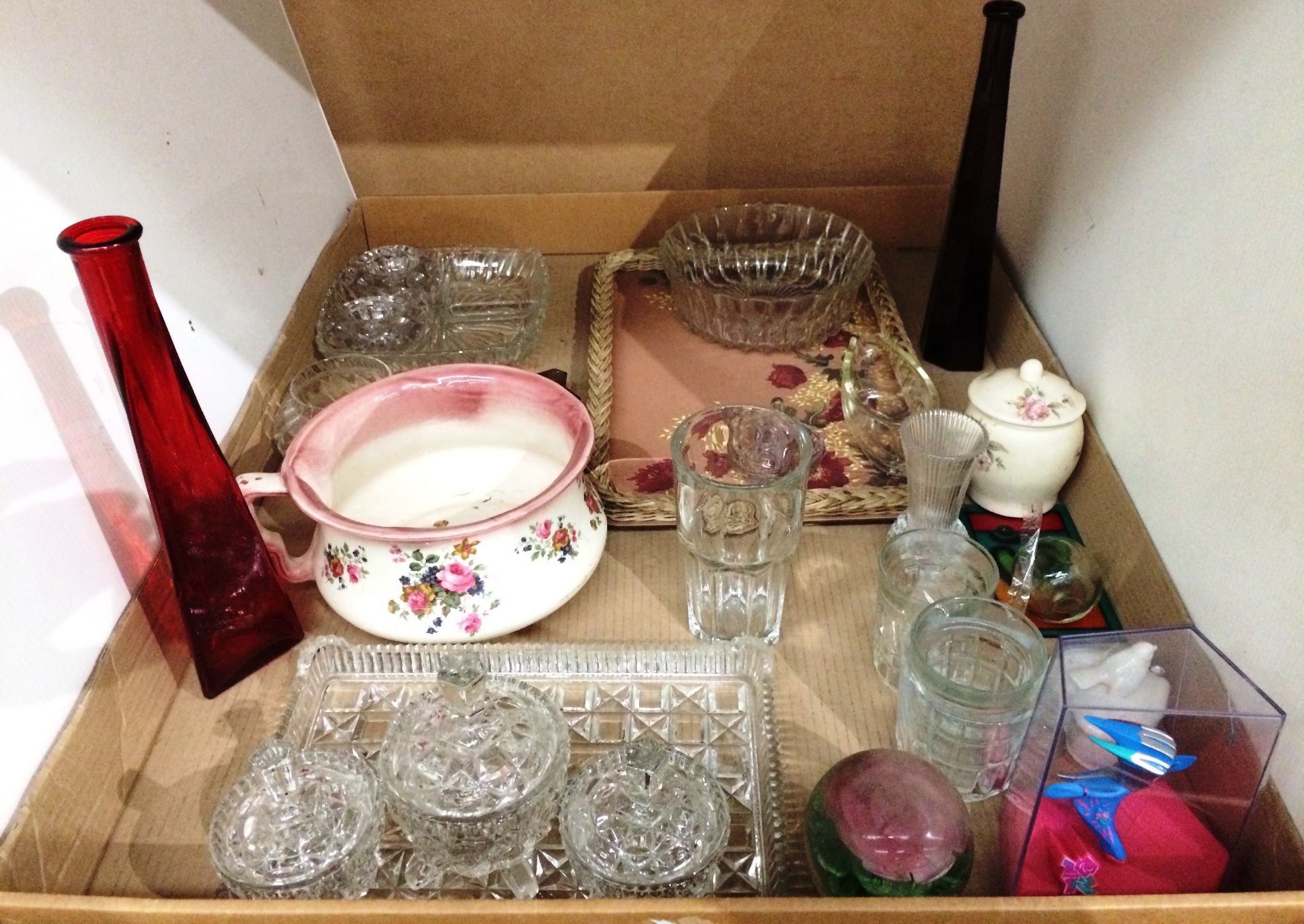 Contents to tray - glassware including part dressing table set, bowls, tray, a 'gazunder',