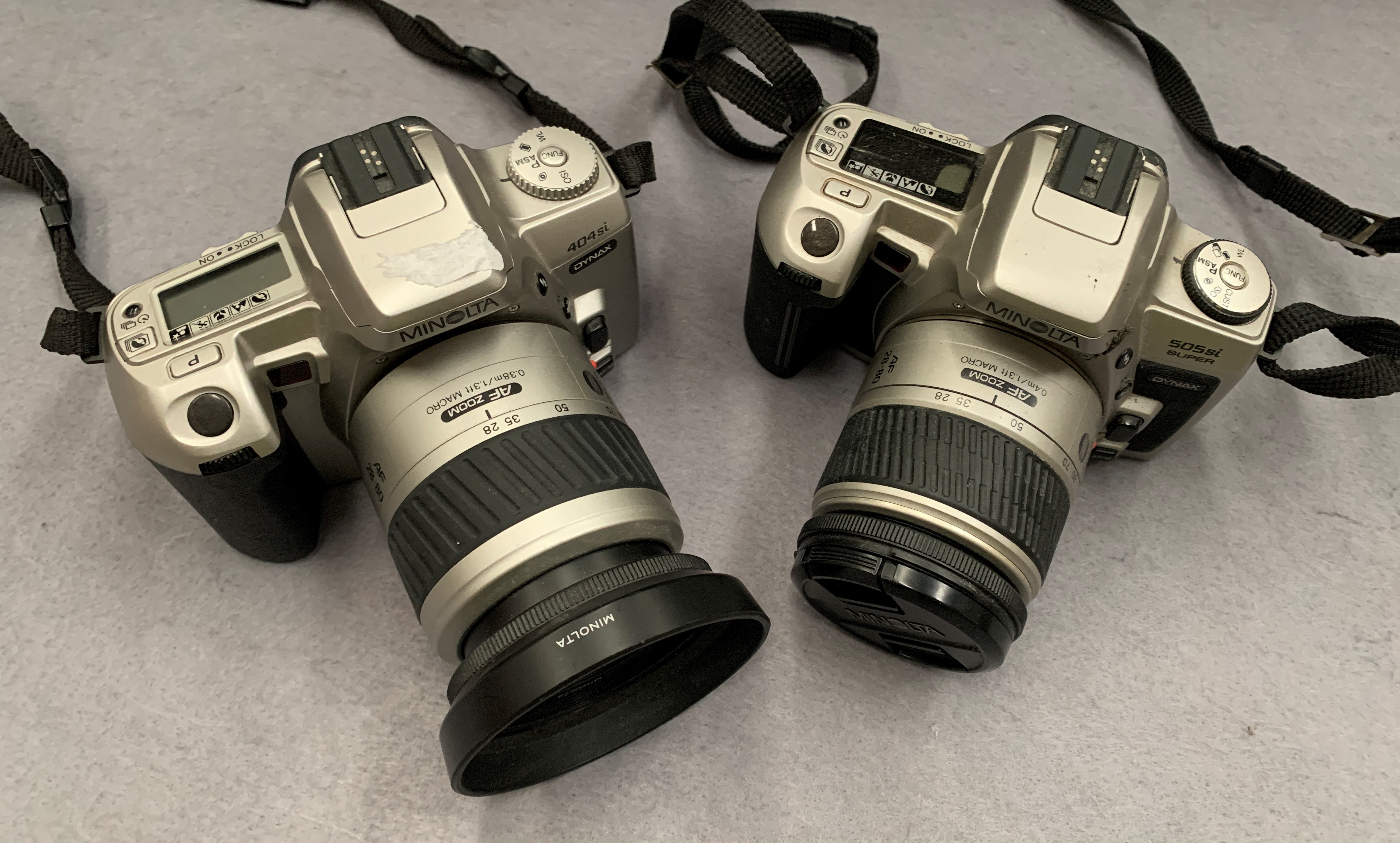 A Minolta 404Si camera fitted with a Minolta AF Zoom 28-80mm lens and a Minolta 505Si camera fitted - Image 2 of 4