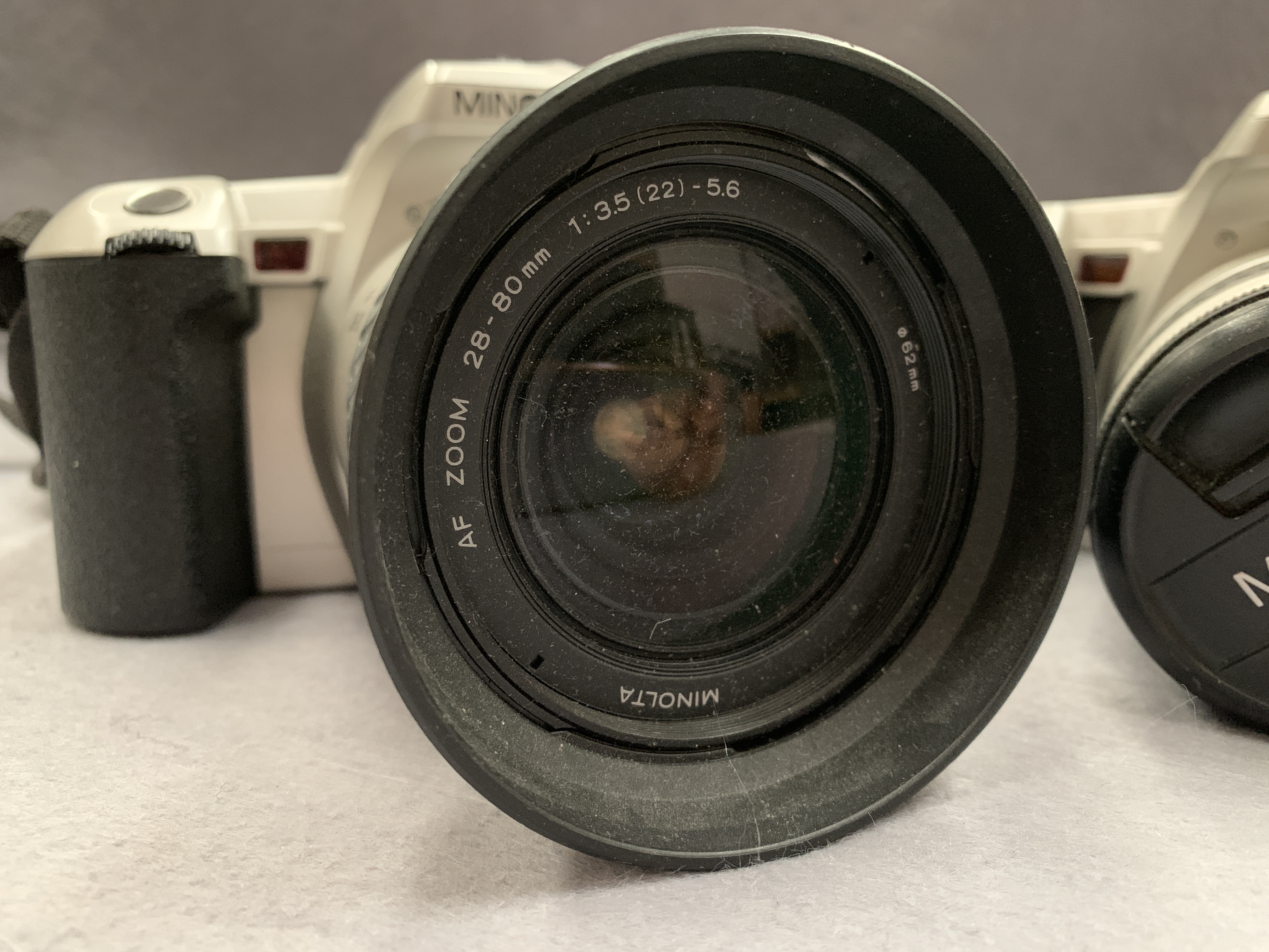 A Minolta 404Si camera fitted with a Minolta AF Zoom 28-80mm lens and a Minolta 505Si camera fitted - Image 3 of 4