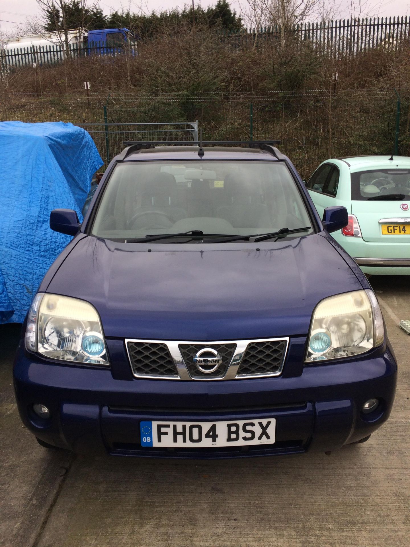 NISSAN X-TRAIL ESTATE 2.5 AUTOMATIC 5 DOOR ESTATE - Petrol - Blue - Black leather interior.