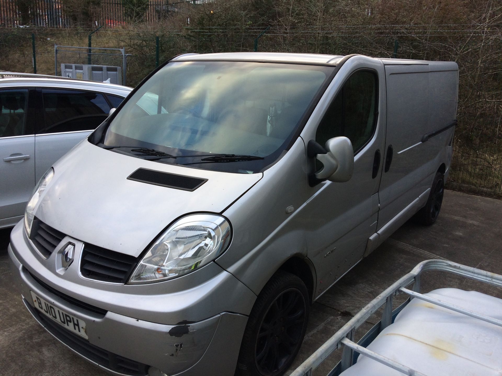 RENAULT TRAFIC LL29 SPORT DCI 115 PANEL VAN - Diesel - Silver - 5 door. - Image 13 of 14