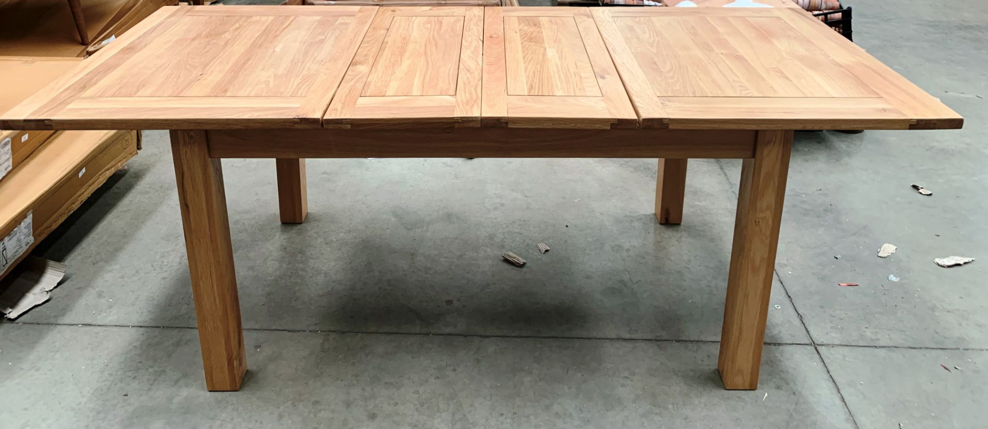 Natural oak extending dining table 142cm x 92cm with two extra leaves extending to approx 216cm - Image 3 of 5