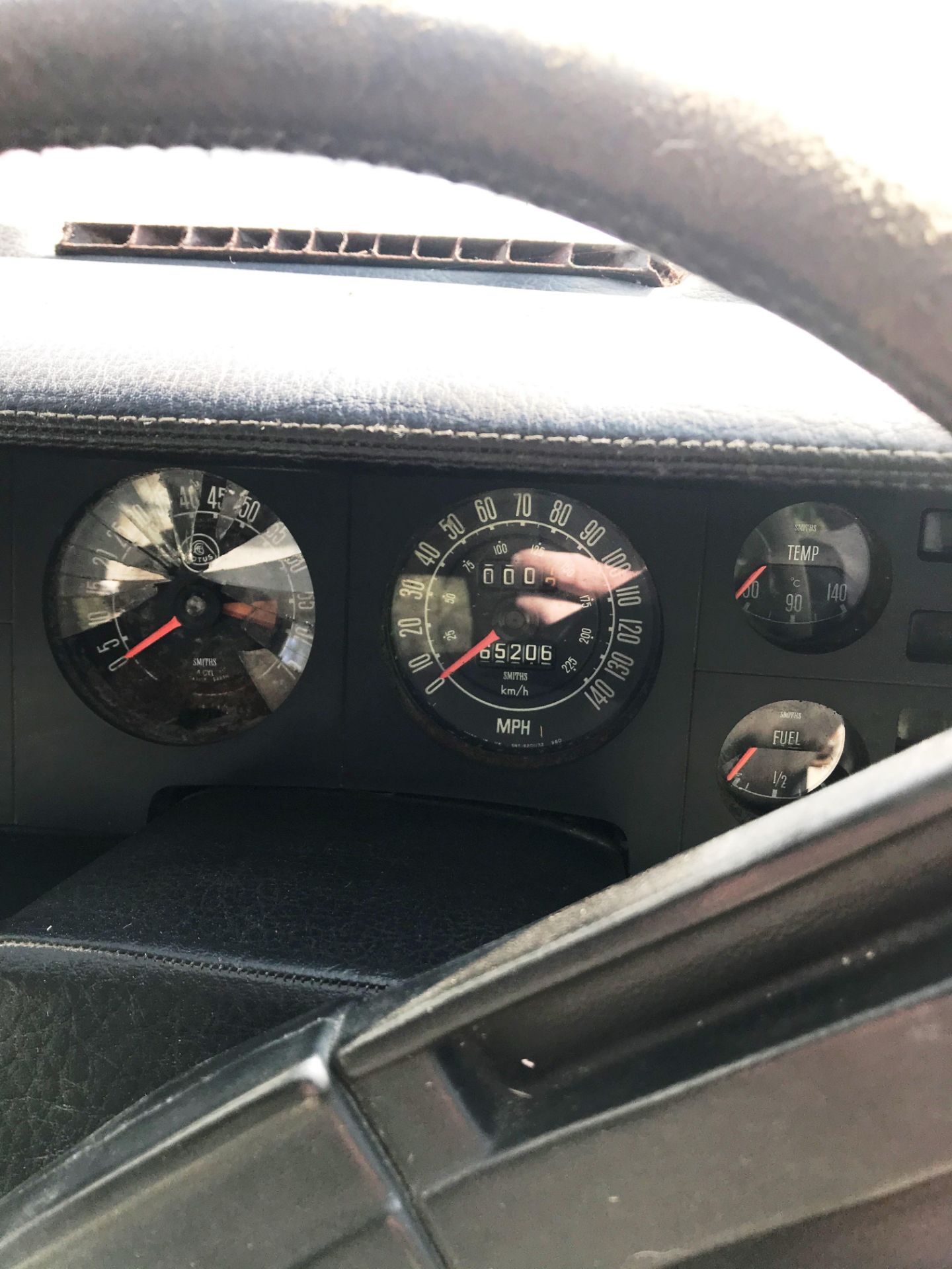 BARN FIND - IN NEED OF TOTAL RESTORATION AND FROM THE SAME BARN AS LOT 7 LOTUS ELITE TWO DOOR - Image 8 of 13