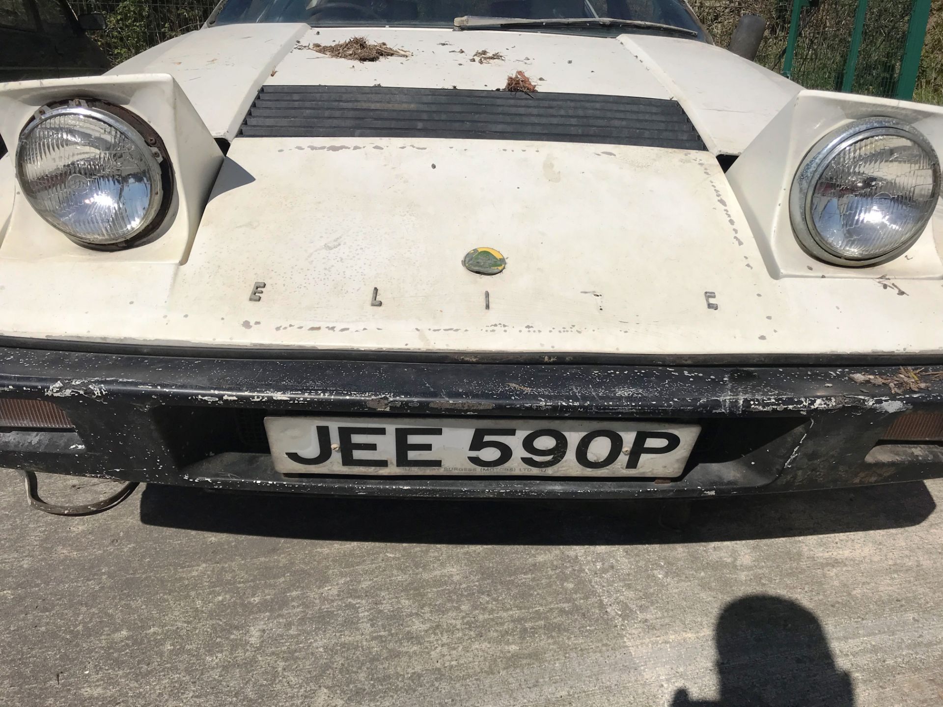 BARN FIND - IN NEED OF TOTAL RESTORATION AND FROM THE SAME BARN AS LOT 7 LOTUS ELITE TWO DOOR - Image 6 of 13