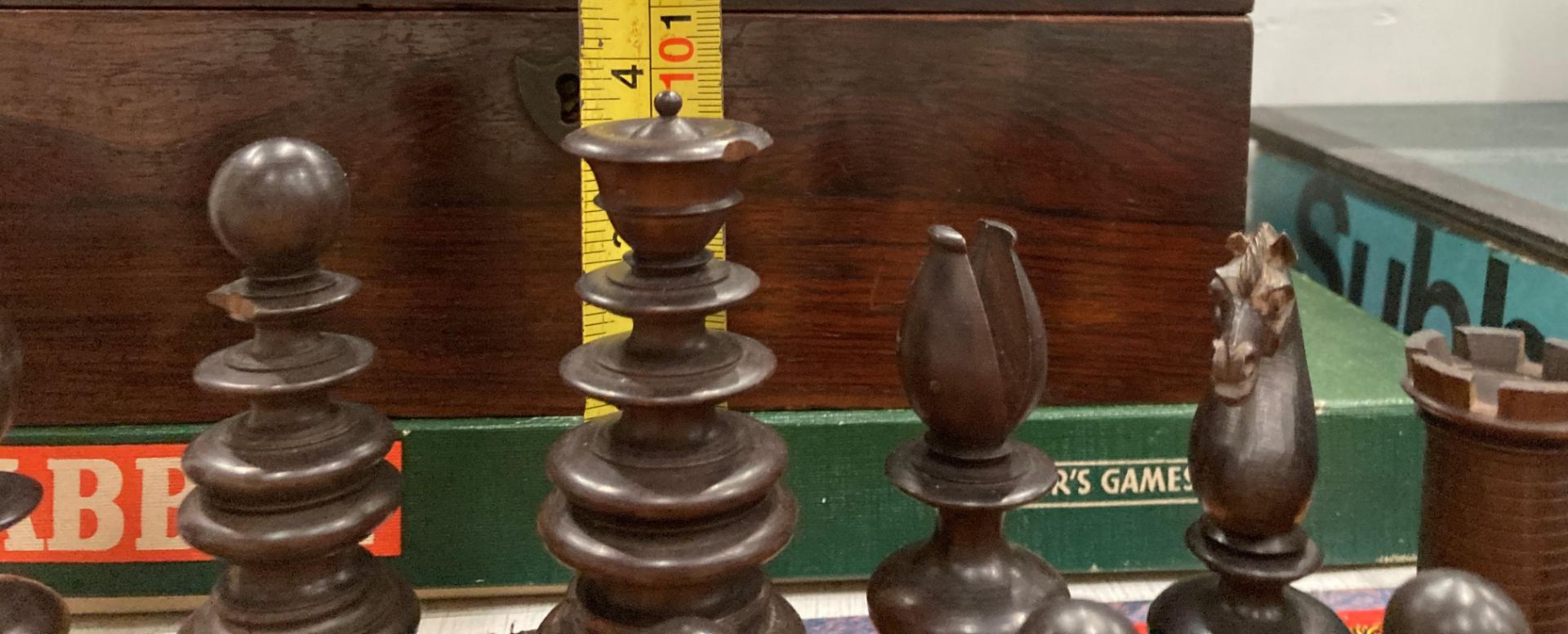 A wood chess set with one replacement castle and several pieces damaged complete with a walnut box - Image 3 of 13