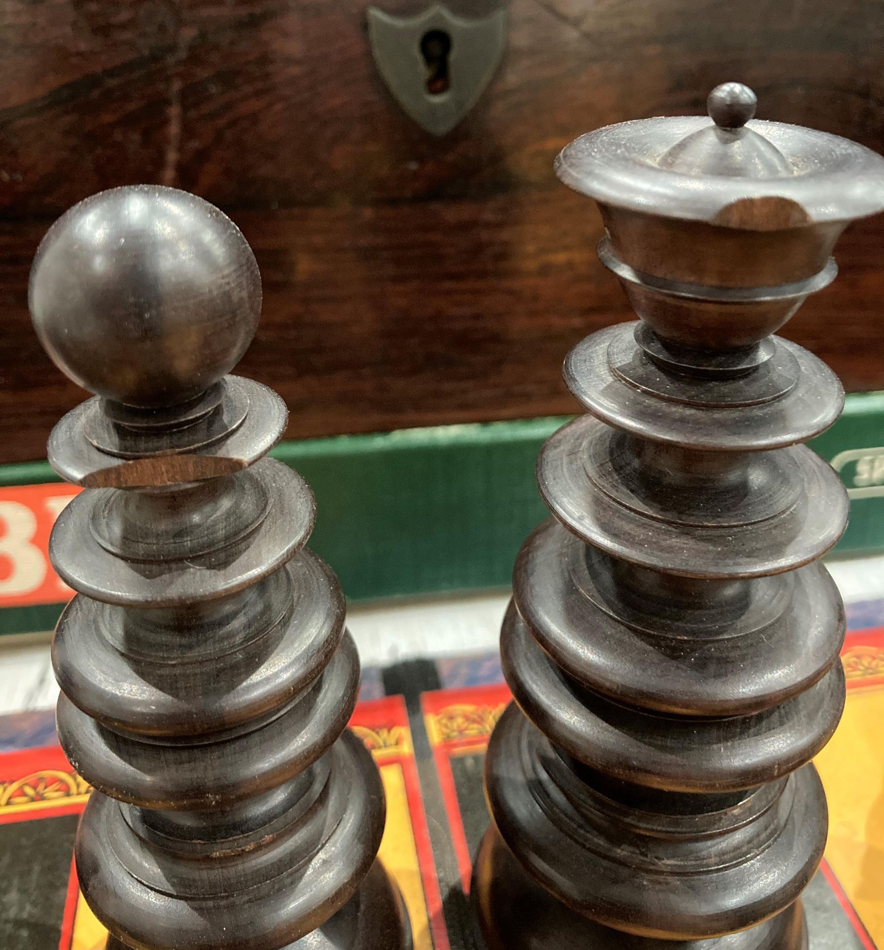 A wood chess set with one replacement castle and several pieces damaged complete with a walnut box - Image 9 of 13