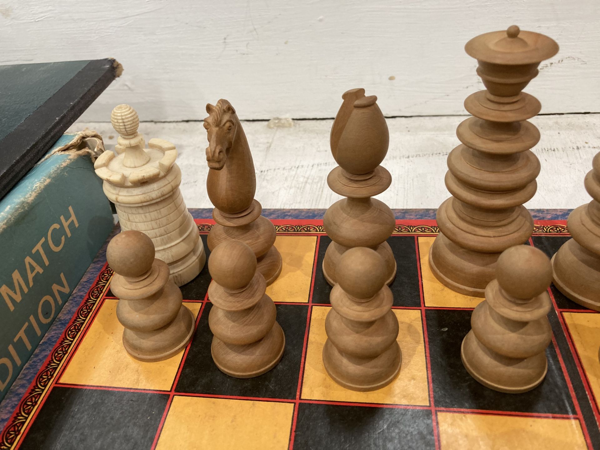 A wood chess set with one replacement castle and several pieces damaged complete with a walnut box - Image 12 of 13