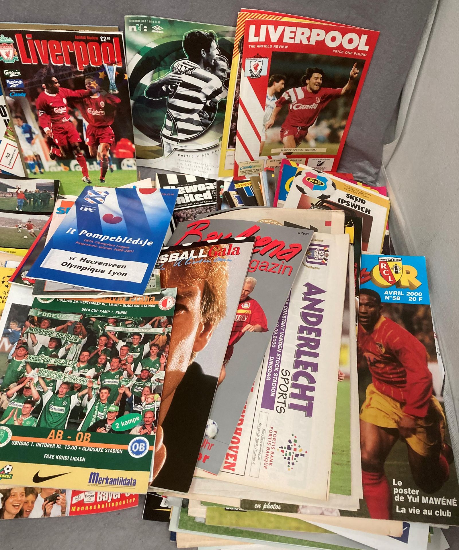 Collection of well over 100 European football programmes including numerous British Clubs v Foreign - Image 3 of 4