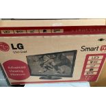 LG 29" LED Smart TV model: 29MT315-P2 complete with stand, wall bracket,