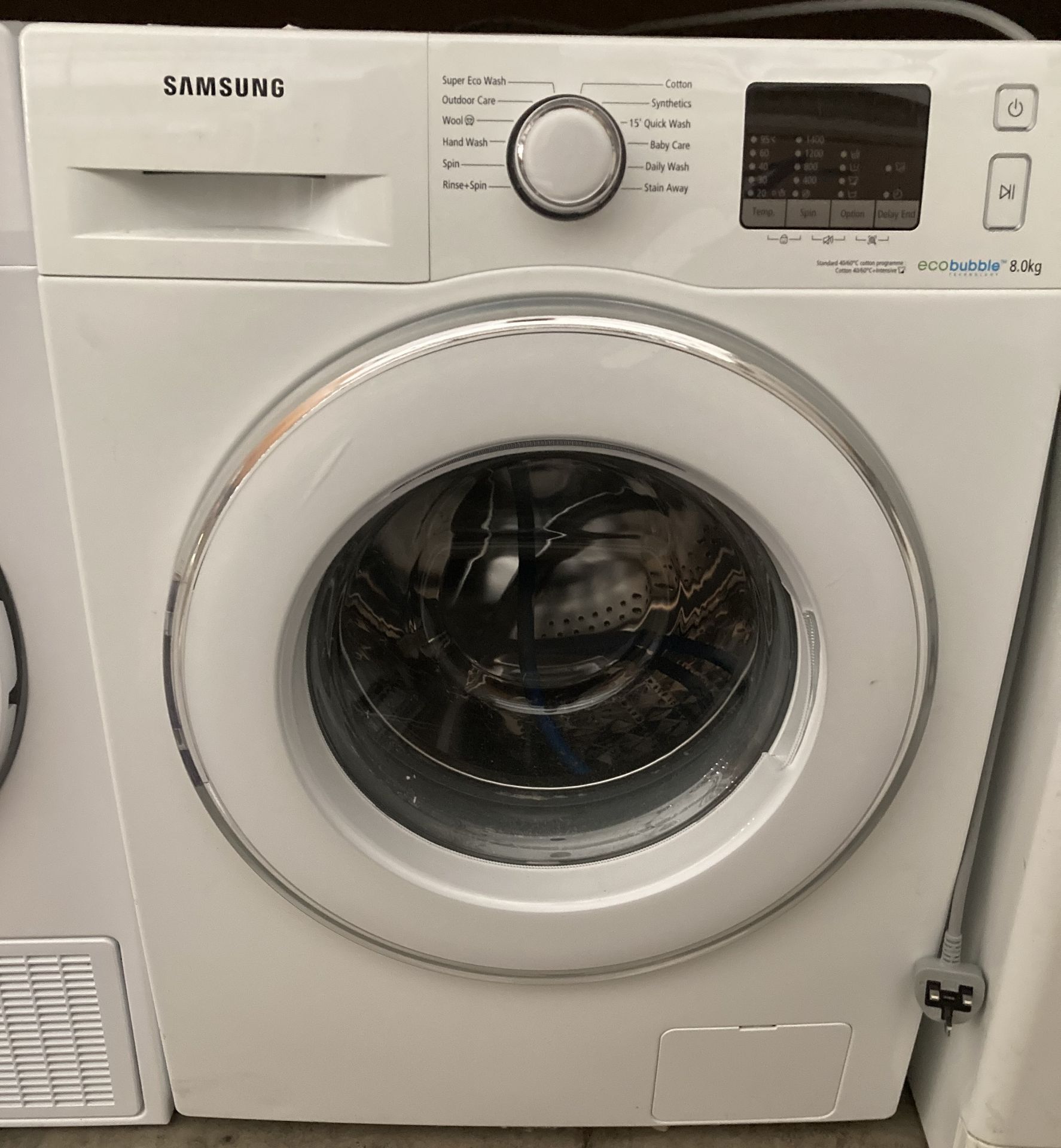 Samsung 8kg Ecobubble washing machine model: WF80F5E2W4W