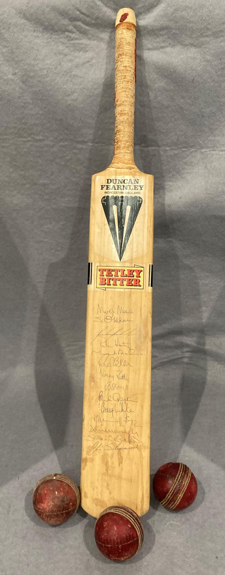 A Ducan Fearnley Tetley Bitter signed cricket bat Yorkshire later 1980's/early 1990's signatures