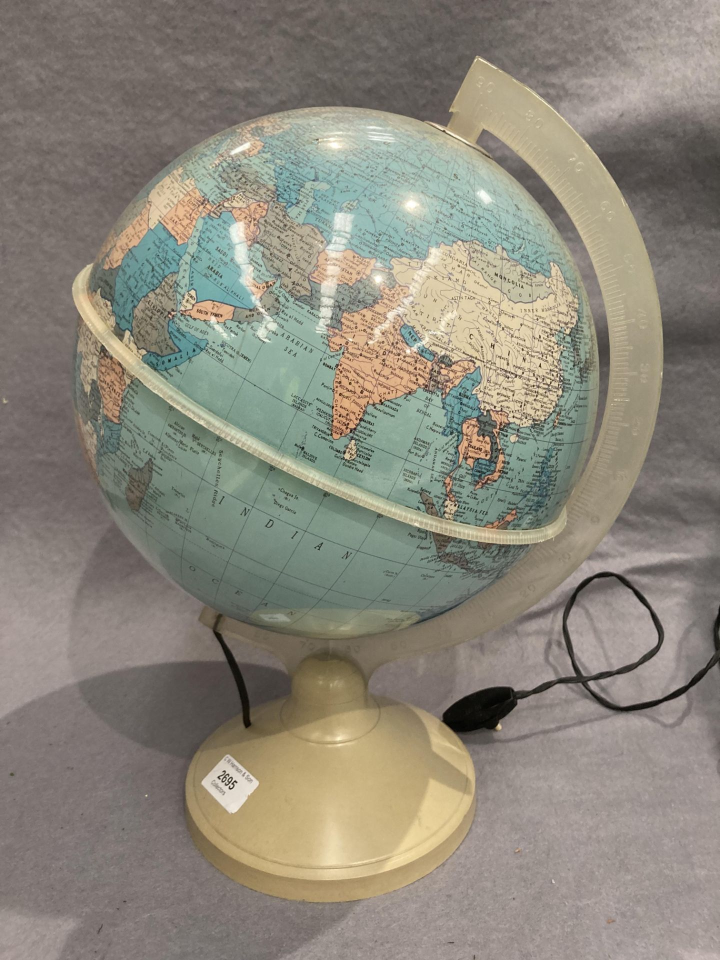 An illuminating globe on plastic stand 40cm high - Image 2 of 2