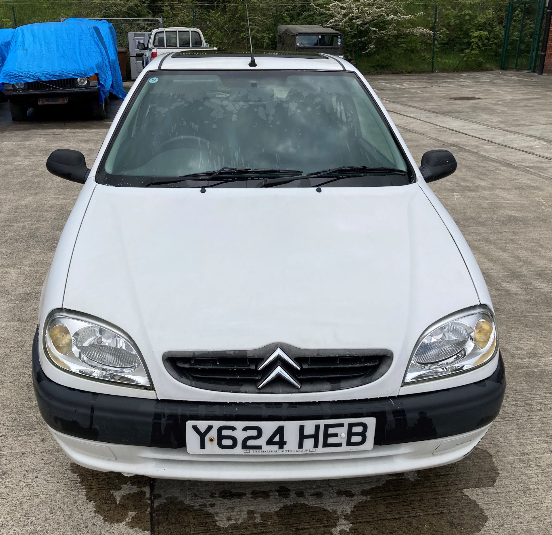 CITROEN SAXO FORTE 1.1 THREE DOOR HATCHBACK - Petrol - White. FROM A DECEASED ESTATE.