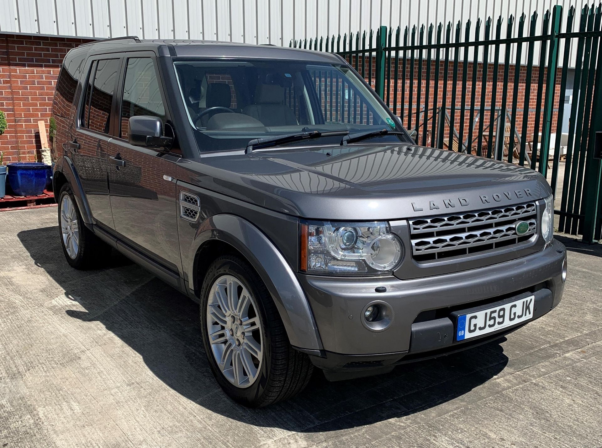 LANDROVER DISCOVERY 3. - Image 2 of 14