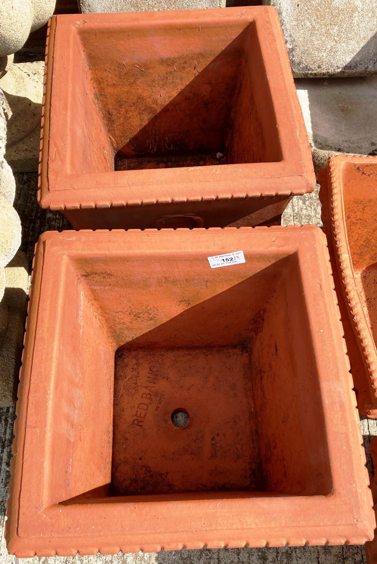 A pair of Red Bank square terracotta planters each 25 x 25 x 24cm deep - Image 2 of 2