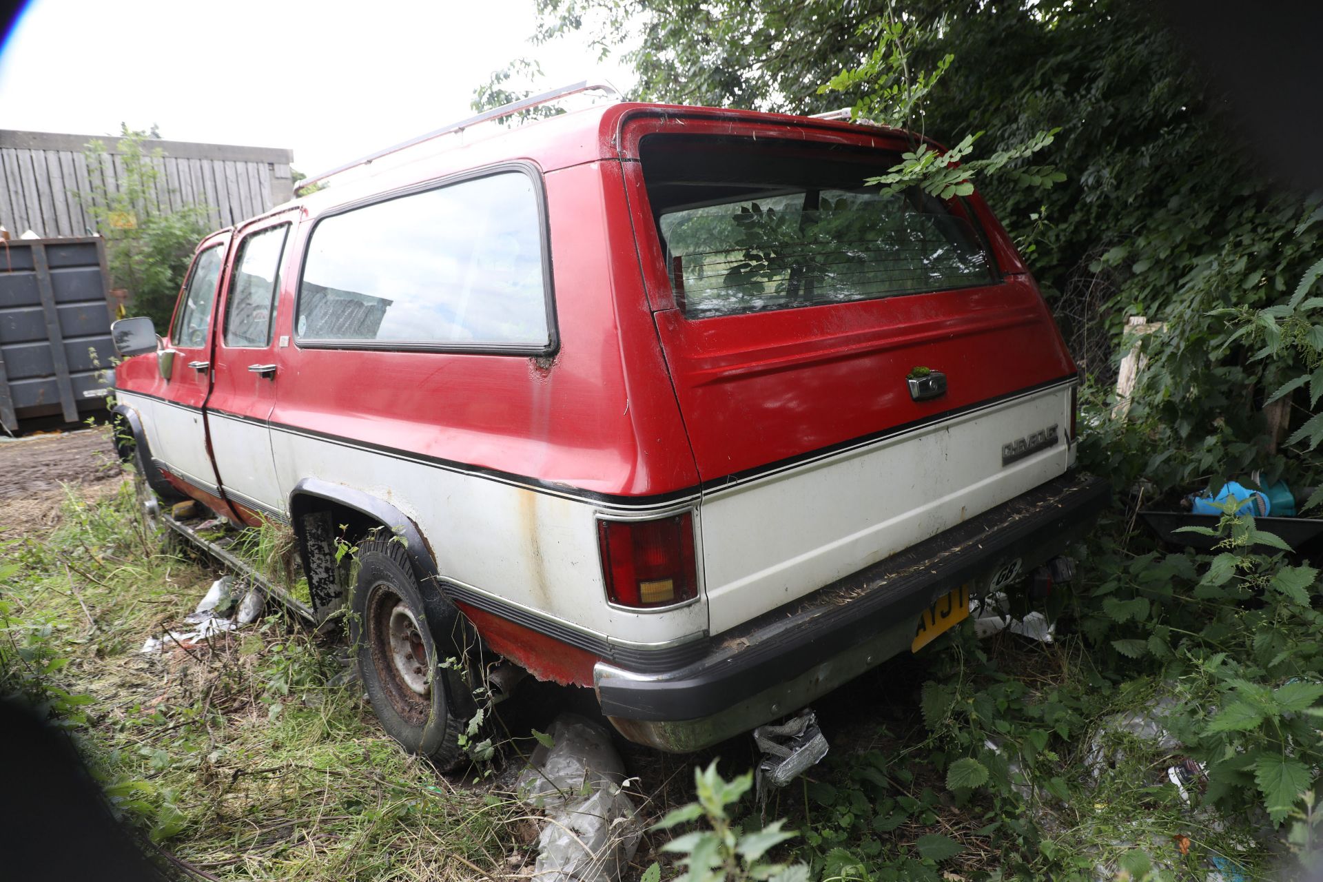 ON INSTRUCTIONS FOLLOWING THE SALE OF A PROPERTY This vehicle is sold as a renovation - Image 19 of 23