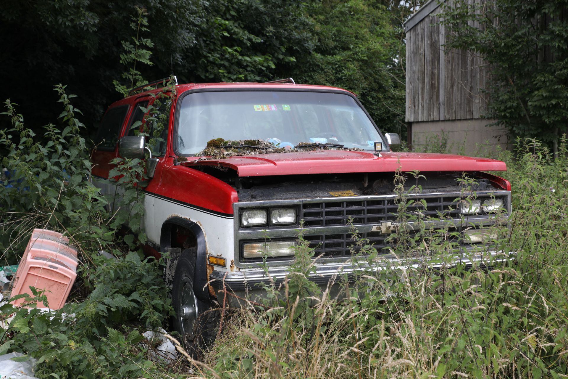 ON INSTRUCTIONS FOLLOWING THE SALE OF A PROPERTY This vehicle is sold as a renovation - Image 22 of 23