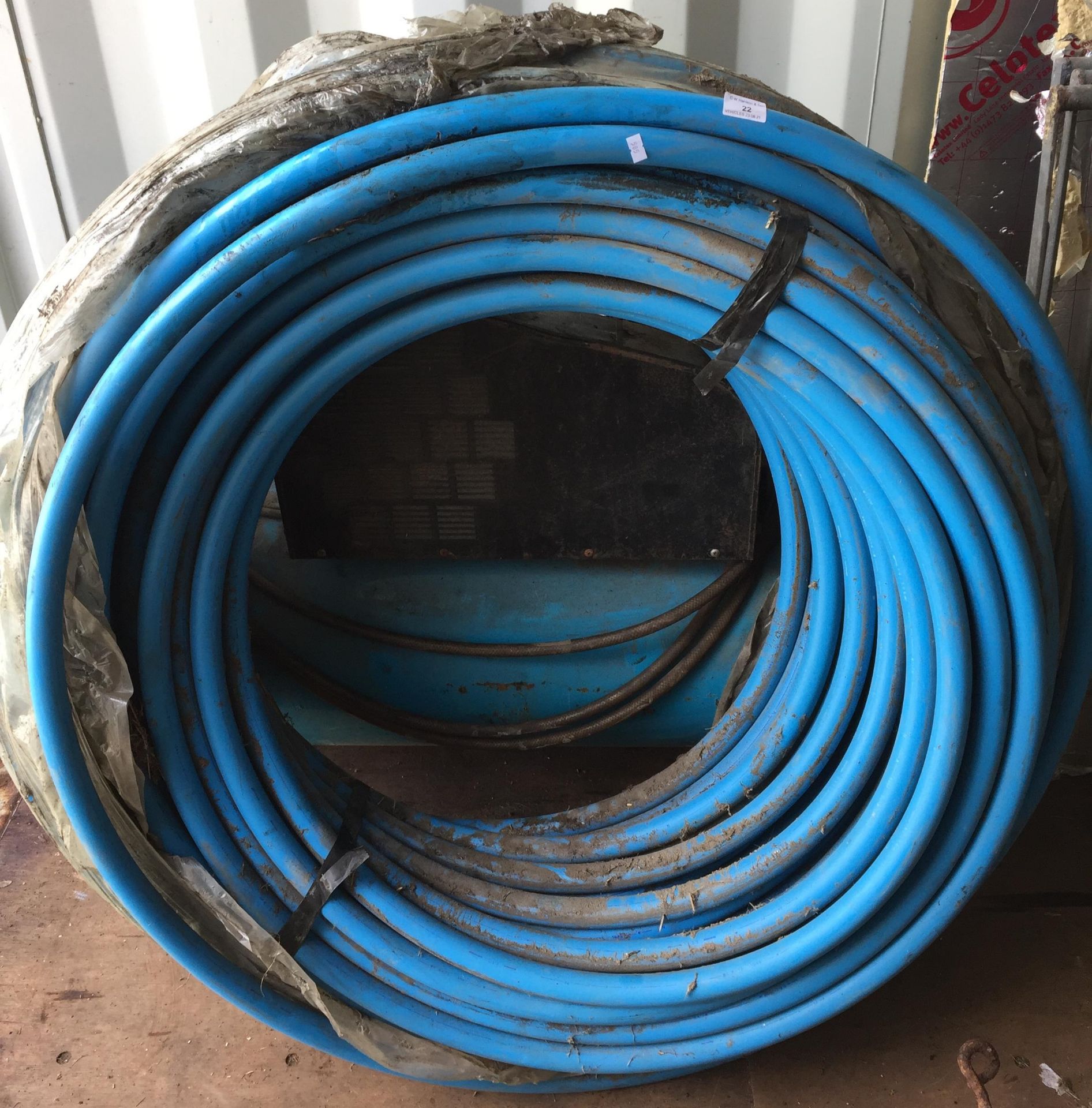 Large roll of blue MDPE pipe 32mm approximate length 50m