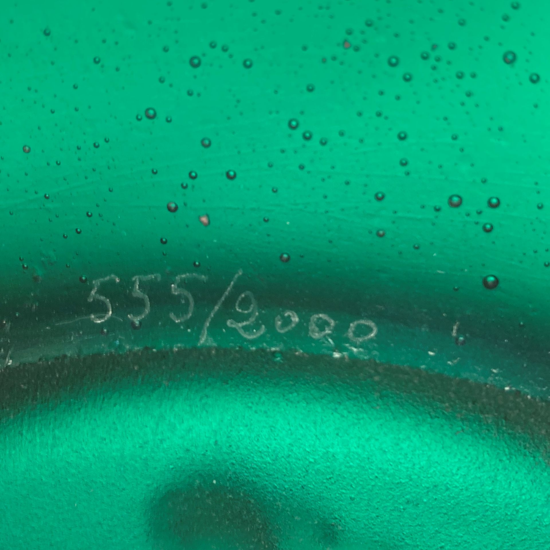 A SET OF FOUR DAUM 'COLOURS OF THE 4 SEASONS' PATE DE VERRE GLASS PLATES, - Image 13 of 40