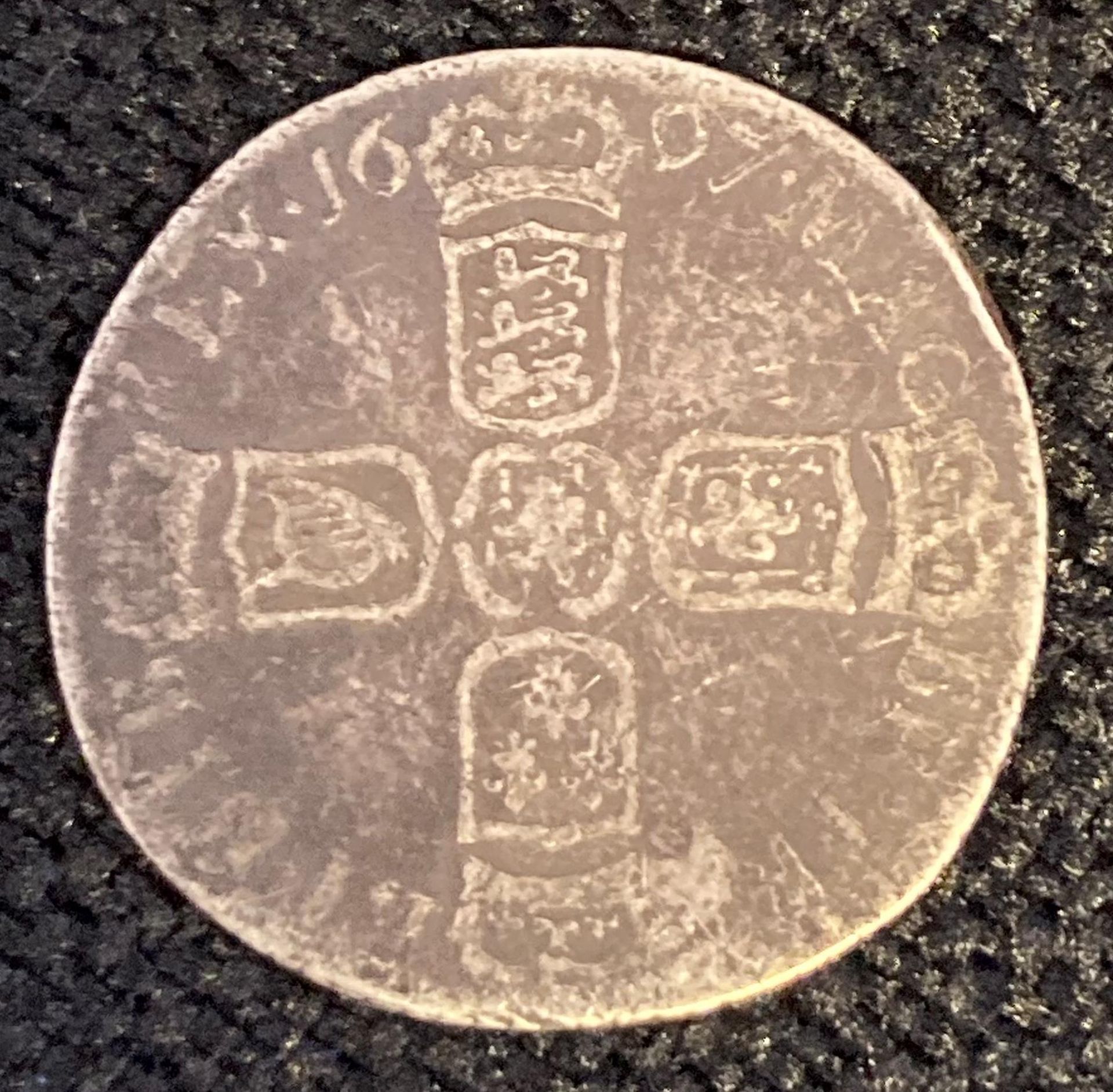 1697 William III sixpence - Image 2 of 2