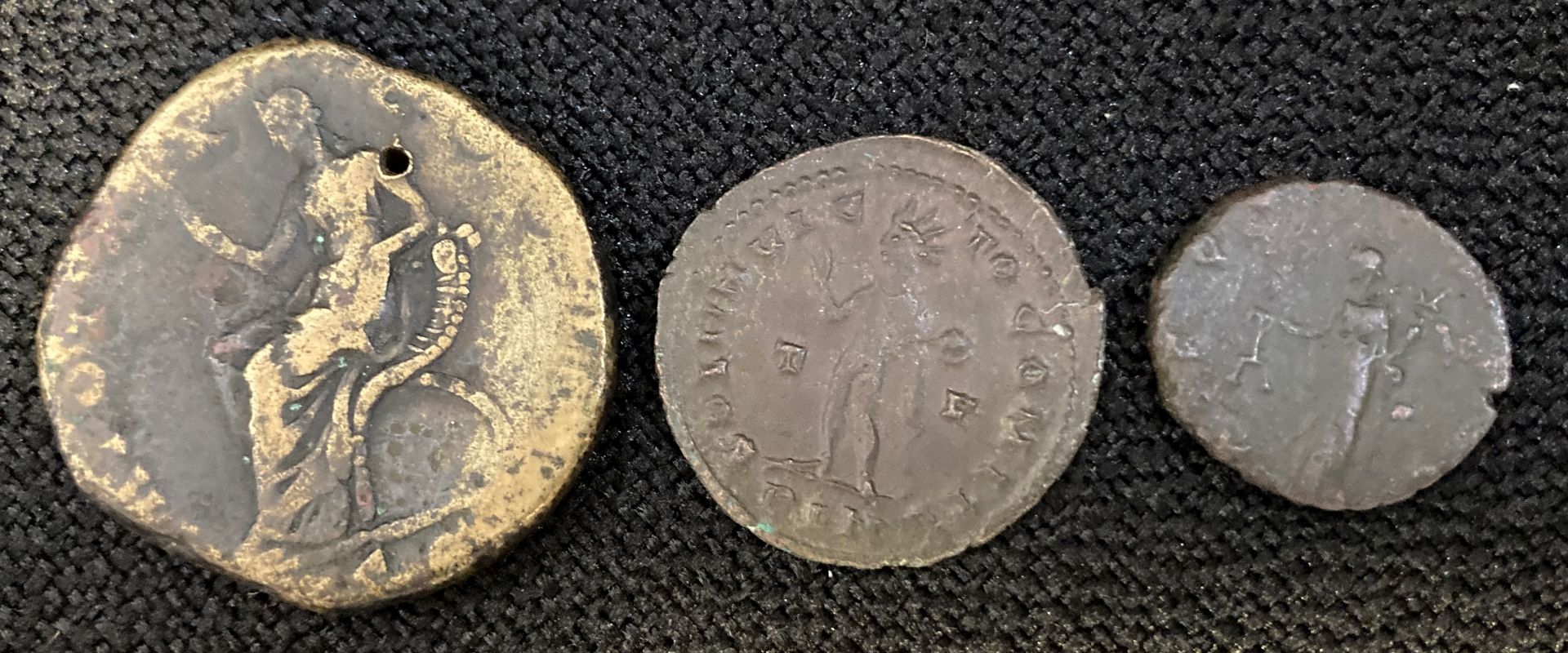 Collection of three Roman Coins - Image 2 of 3