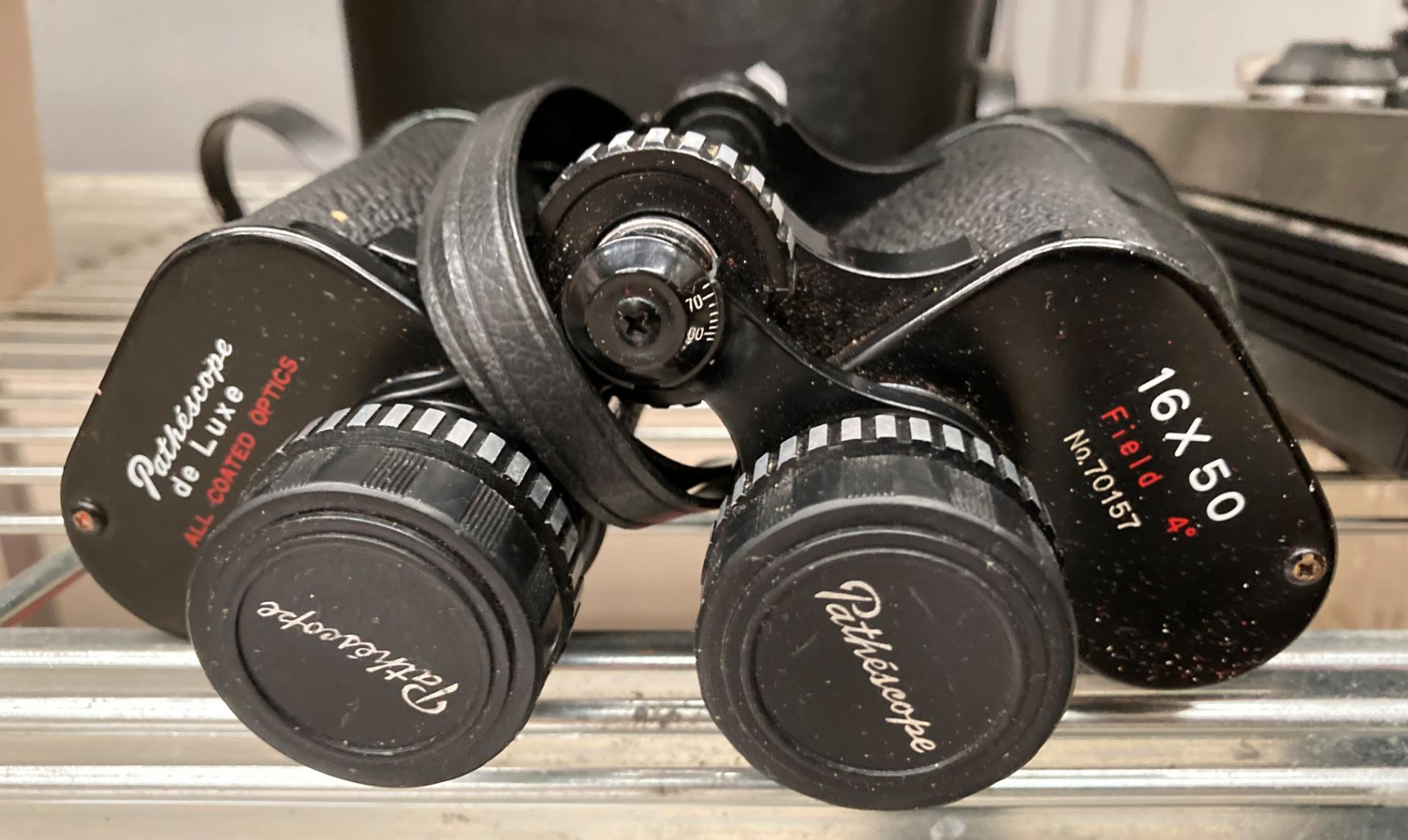 A pair of Pathescope De Luxe 16x50 binoculars complete with case (lid broken) - Image 2 of 2