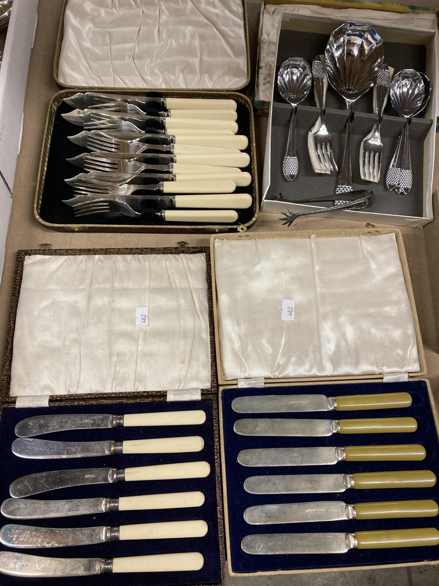 A large quantity of EPNS and stainless steel cutlery including EPNS cased fish knives and forms, - Image 2 of 3