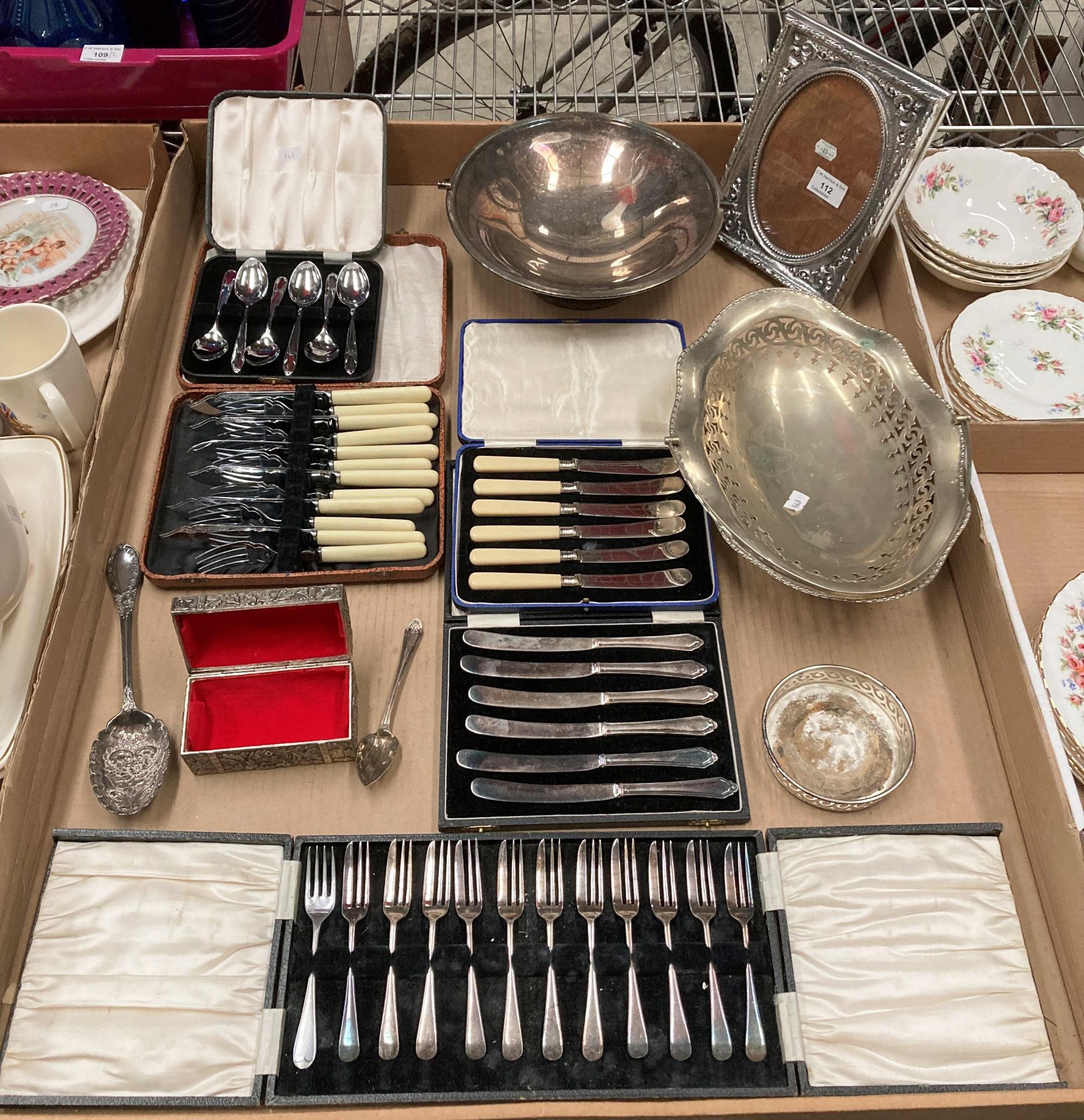 Contents to back tray plated bowls, a silver coloured photograph frame,