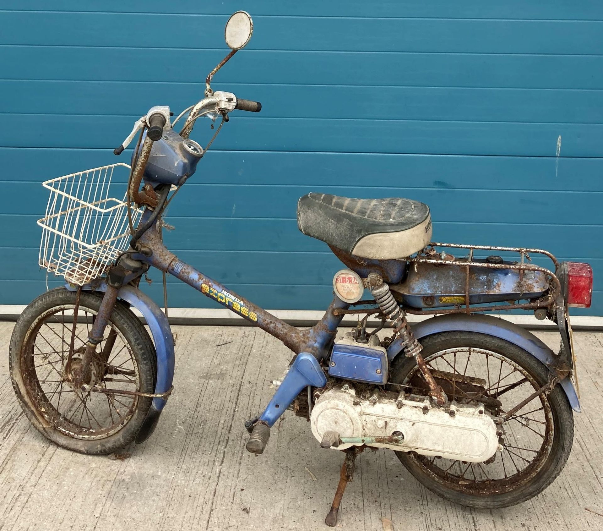 HONDA EXPRESS 49cc MOPED - Petrol - Blue. BARN FIND - From a deceased estate. Reg No: GWW 775T. - Image 10 of 10